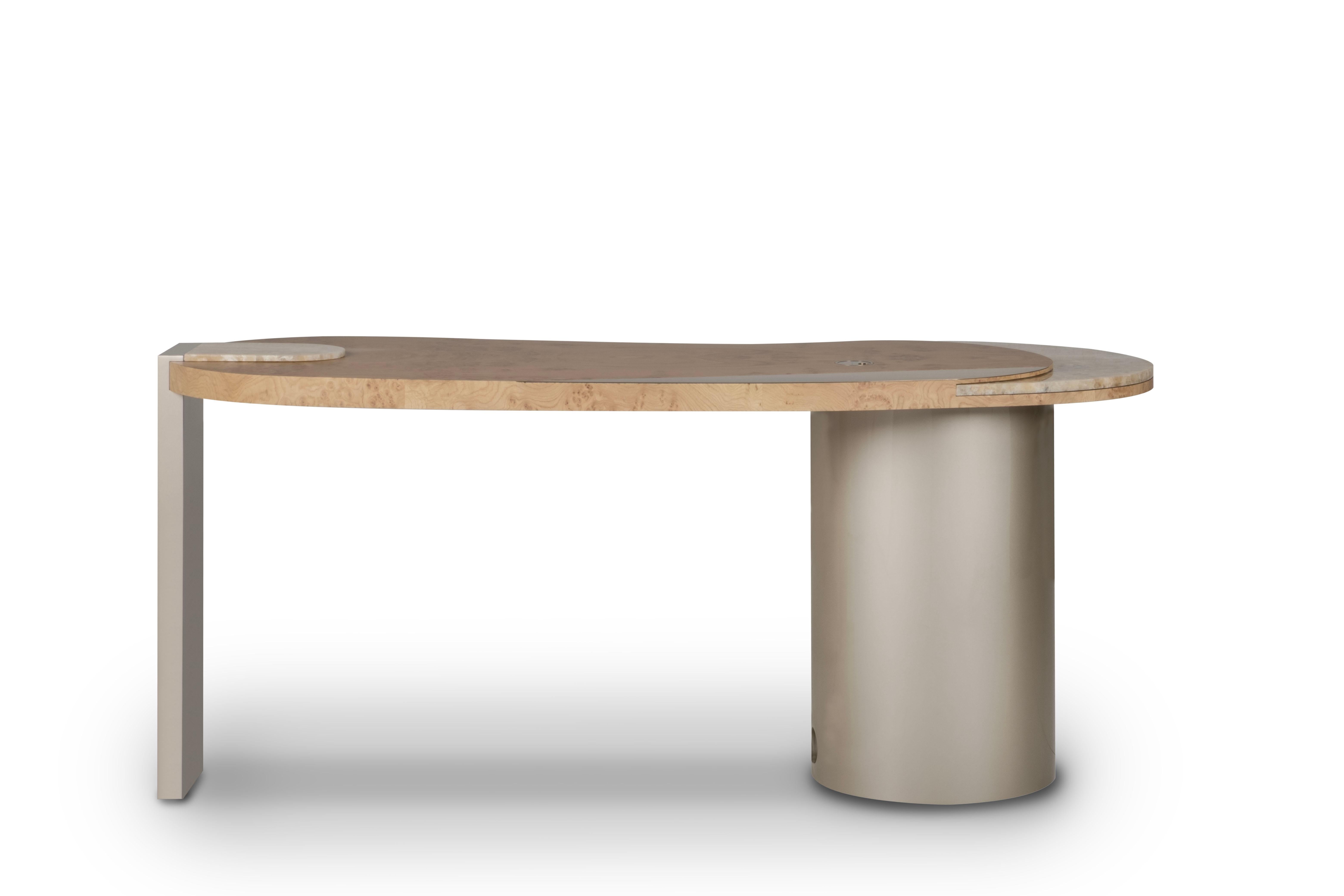 Armona desk, Contemporary Collection, Handcrafted in Portugal - Europe by Greenapple.

Designed by Rute Martins for the Contemporary Collection, the Armona modern desk pays homage to the natural beauty and organic lines of Armona island.