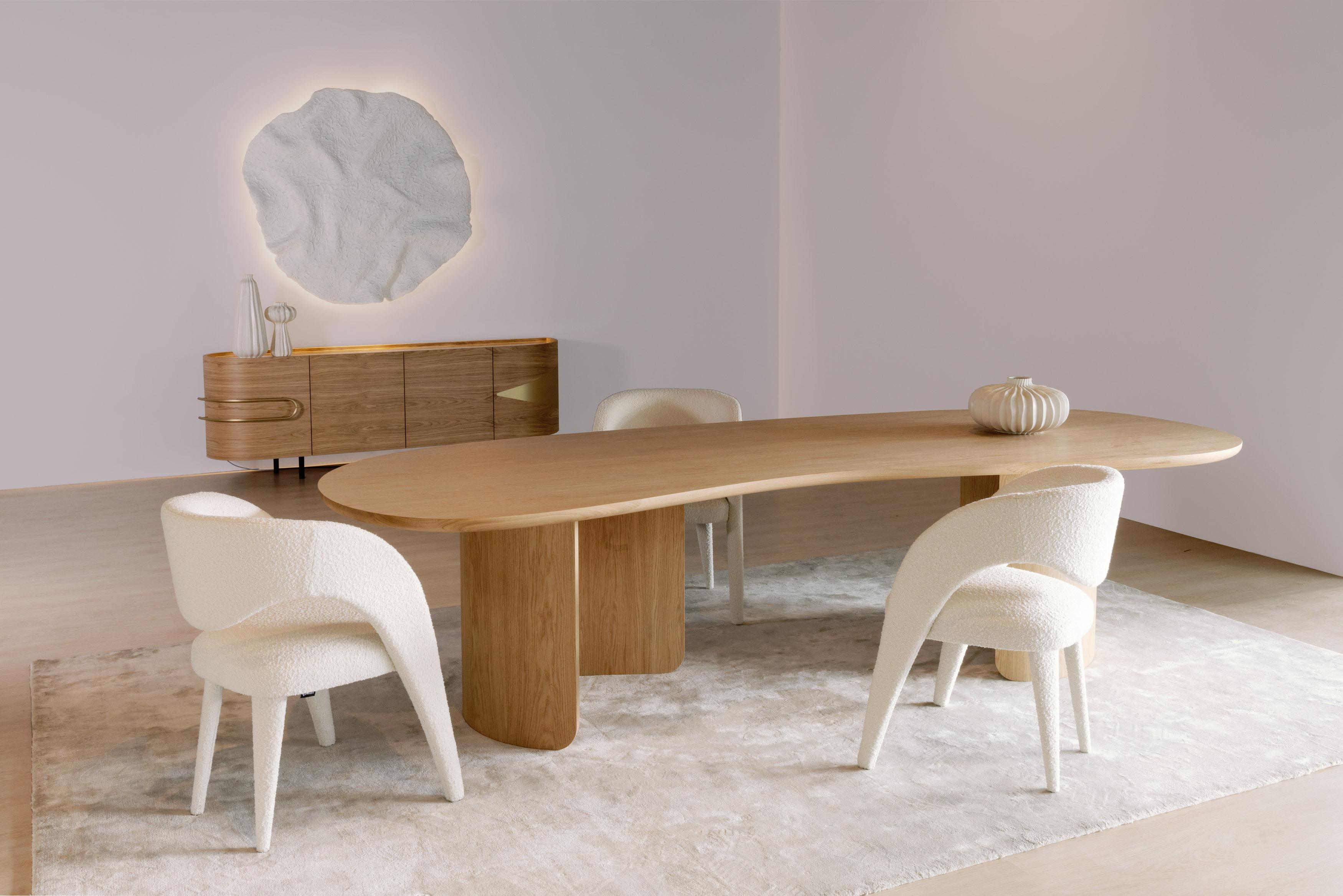 XXIe siècle et contemporain Table de salle à manger moderne Armona, en chêne américain, fabriquée à la main au Portugal par Greenapple en vente