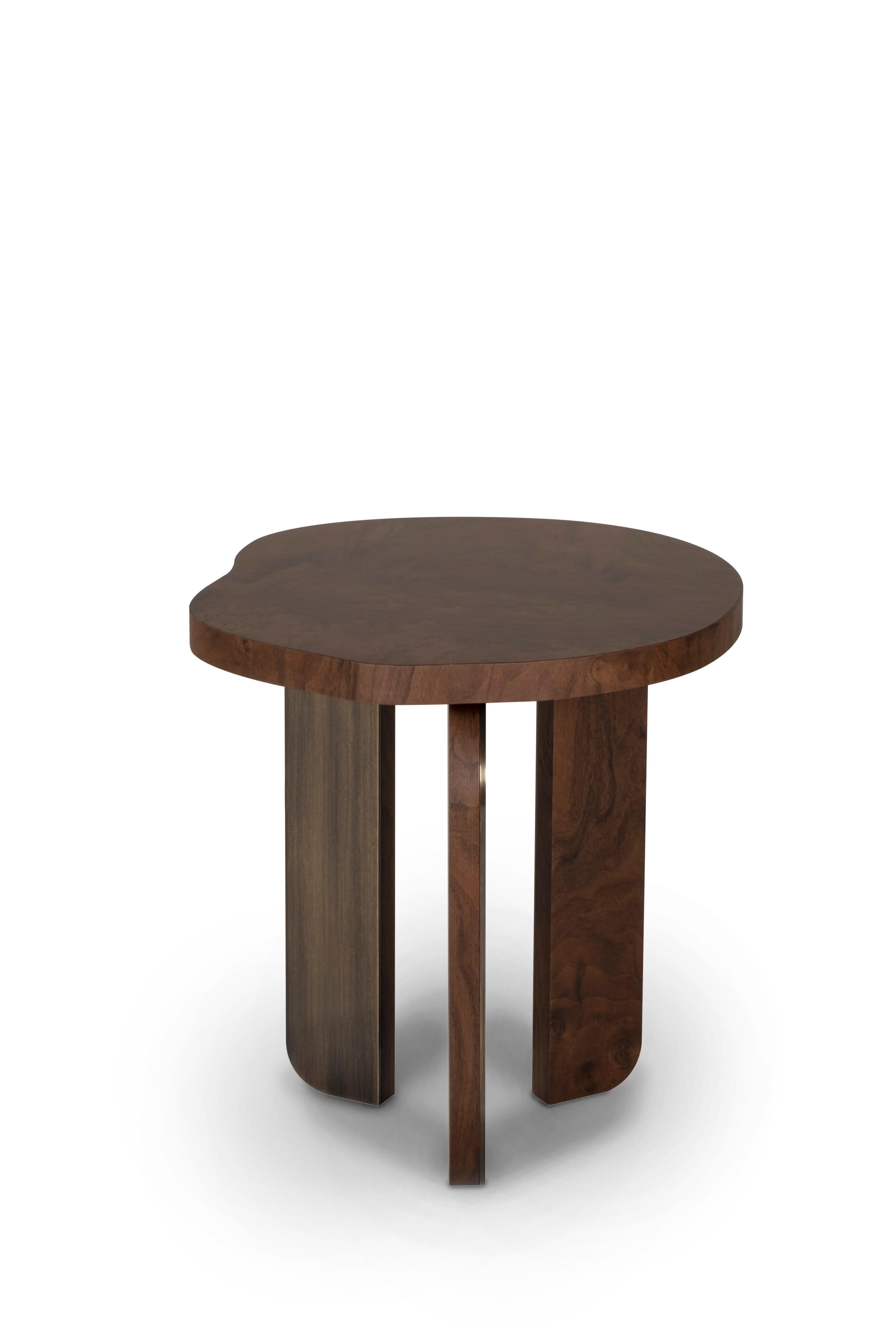 Organic Modern Dornes Side Table Walnut Brass Handmade in Portugal by Greenapple In New Condition For Sale In Lisboa, PT