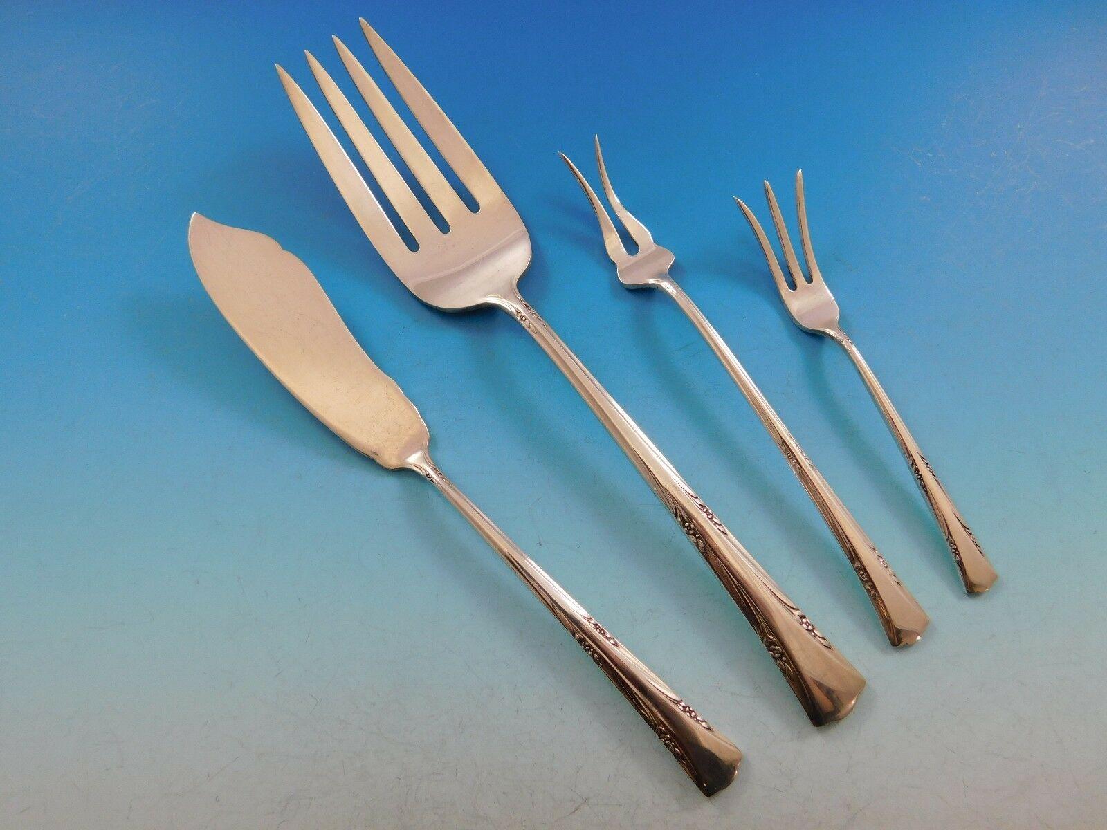 Greenbrier by Gorham Sterling Silver Flatware Set for 12 Service 124 Pieces For Sale 4