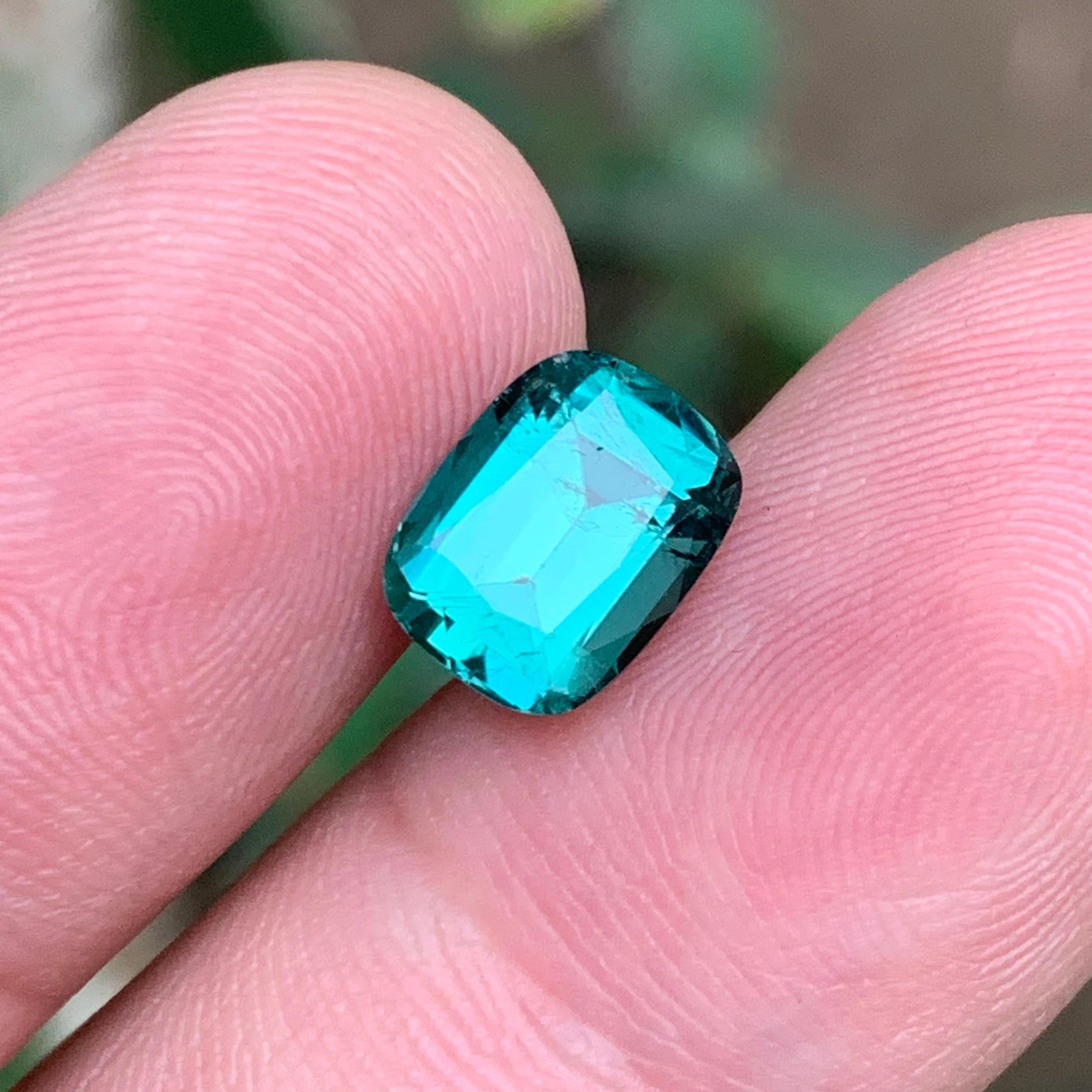 Greenish Blue Natural Tourmaline Ring Loose Gemstone 2.95 Ct Cushion Cut-Jewelry In New Condition For Sale In Peshawar, PK