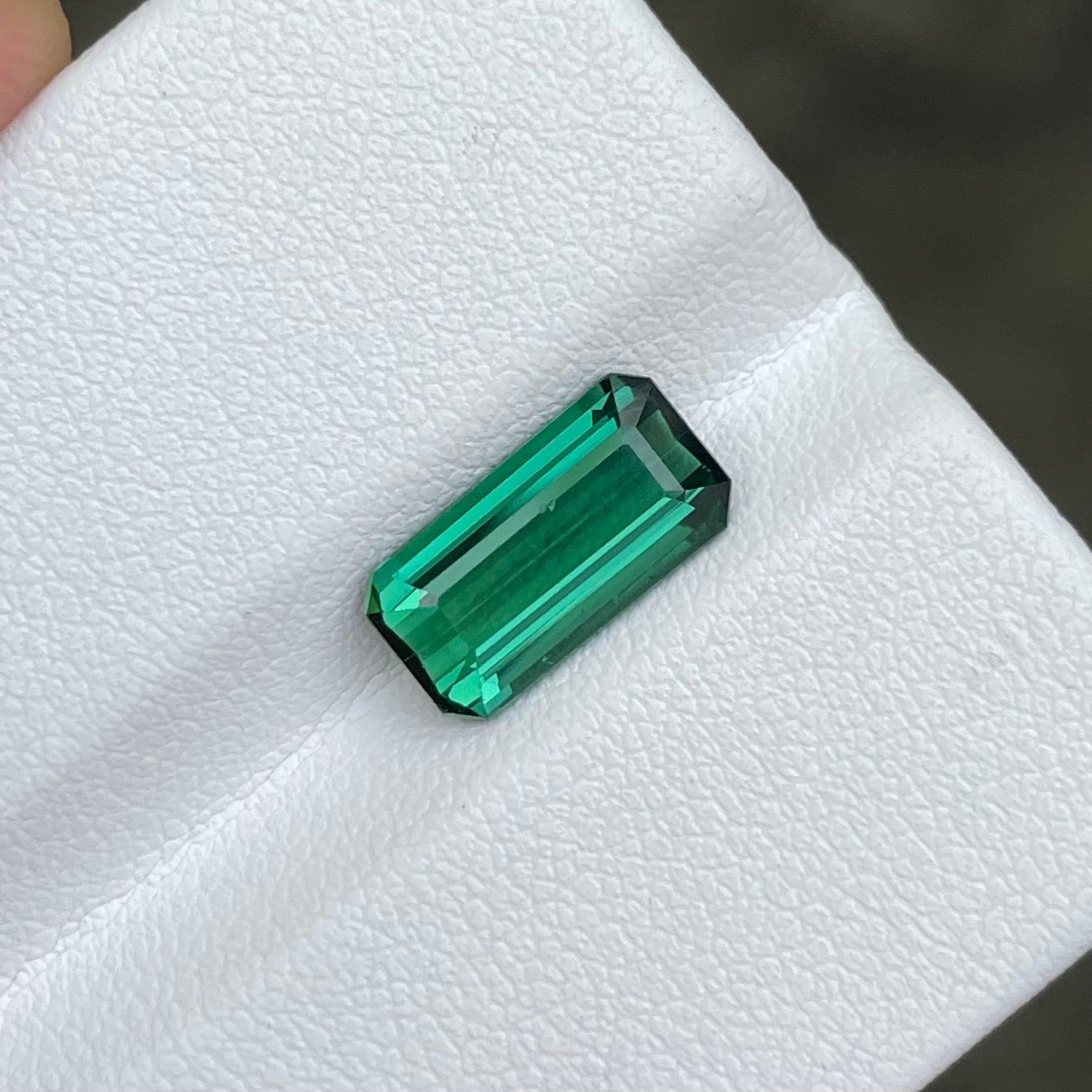 Weight 2.70 carats 
Dimensions 12.0 x 6.2 x 4.3 mm 
Treatment None 
Origin Afghanistan 
Clarity VVS (Very, Very Slightly Included)
Shape Octagon 
Cut Emerald 




Indulge in the captivating allure of our Greenish Blue Tourmaline, a 2.70 carat