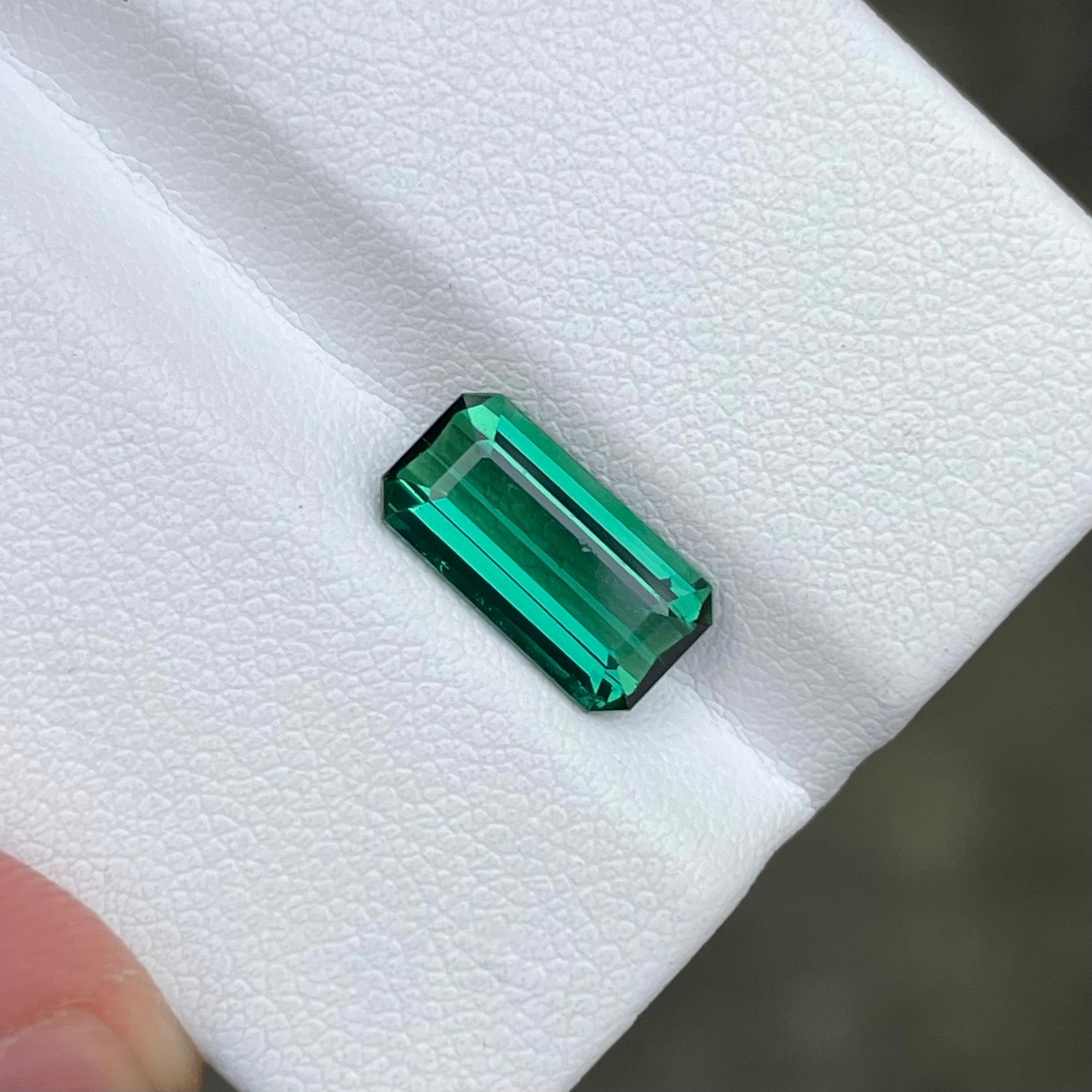 Greenish Blue Tourmaline 2.70 carats Emerald Cut Natural Afghani Loose Gemstone In New Condition For Sale In Bangkok, TH