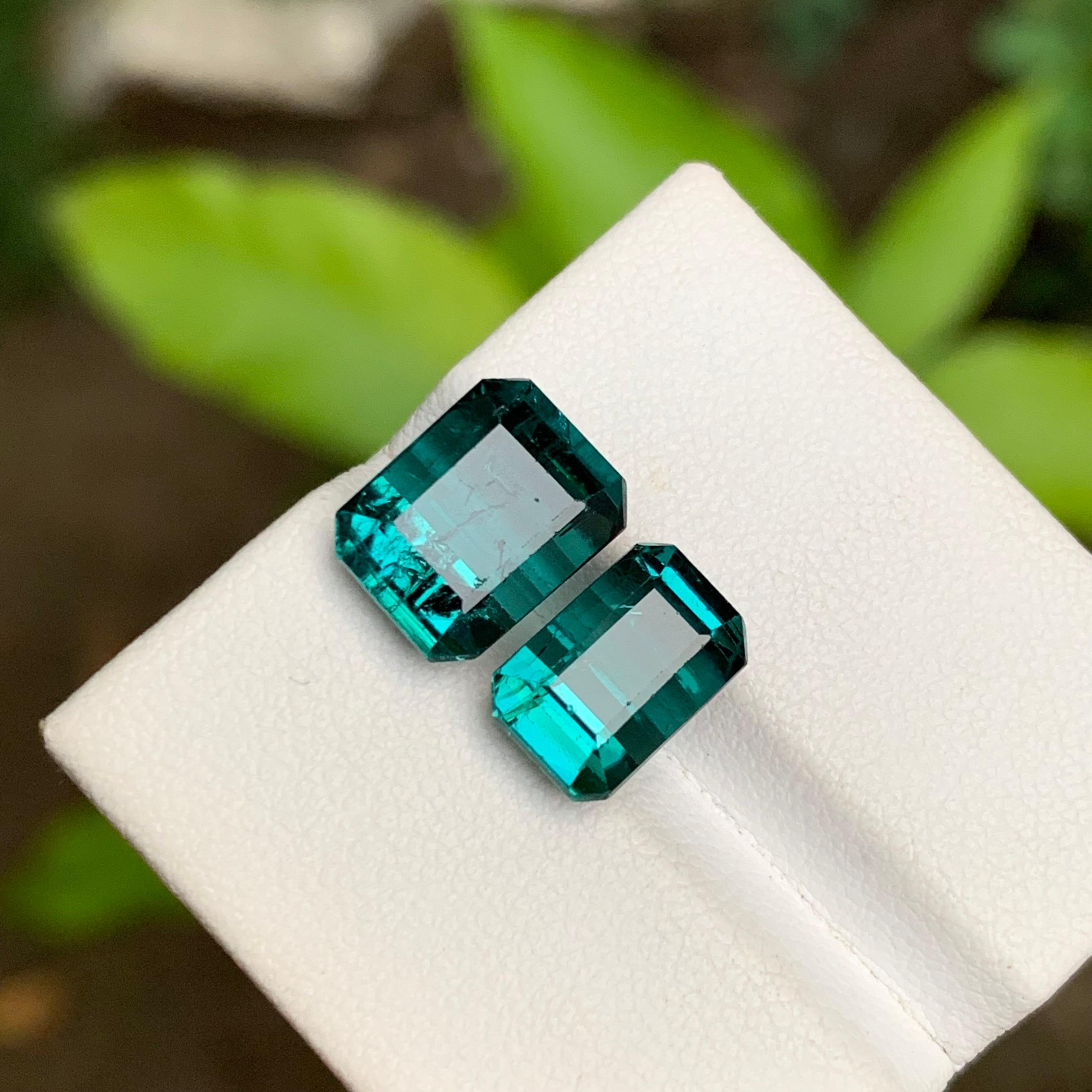 Greenish Hue Blue Natural Tourmaline Gemstones 8.75 Ct Emerald Cut  Ring, Jewel For Sale 2