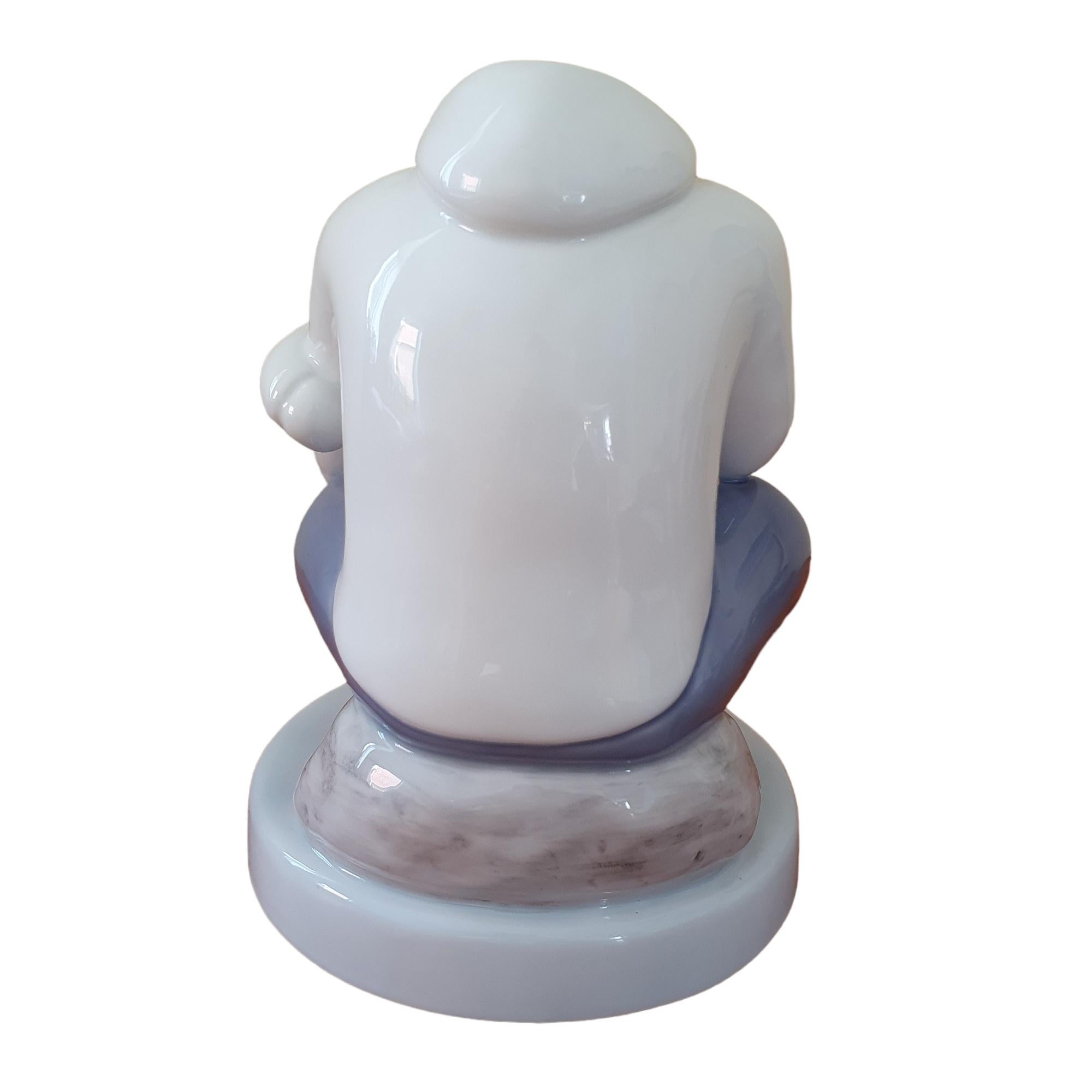 Vernissé Figurine en porcelaine parent & Child du Groenland en vente
