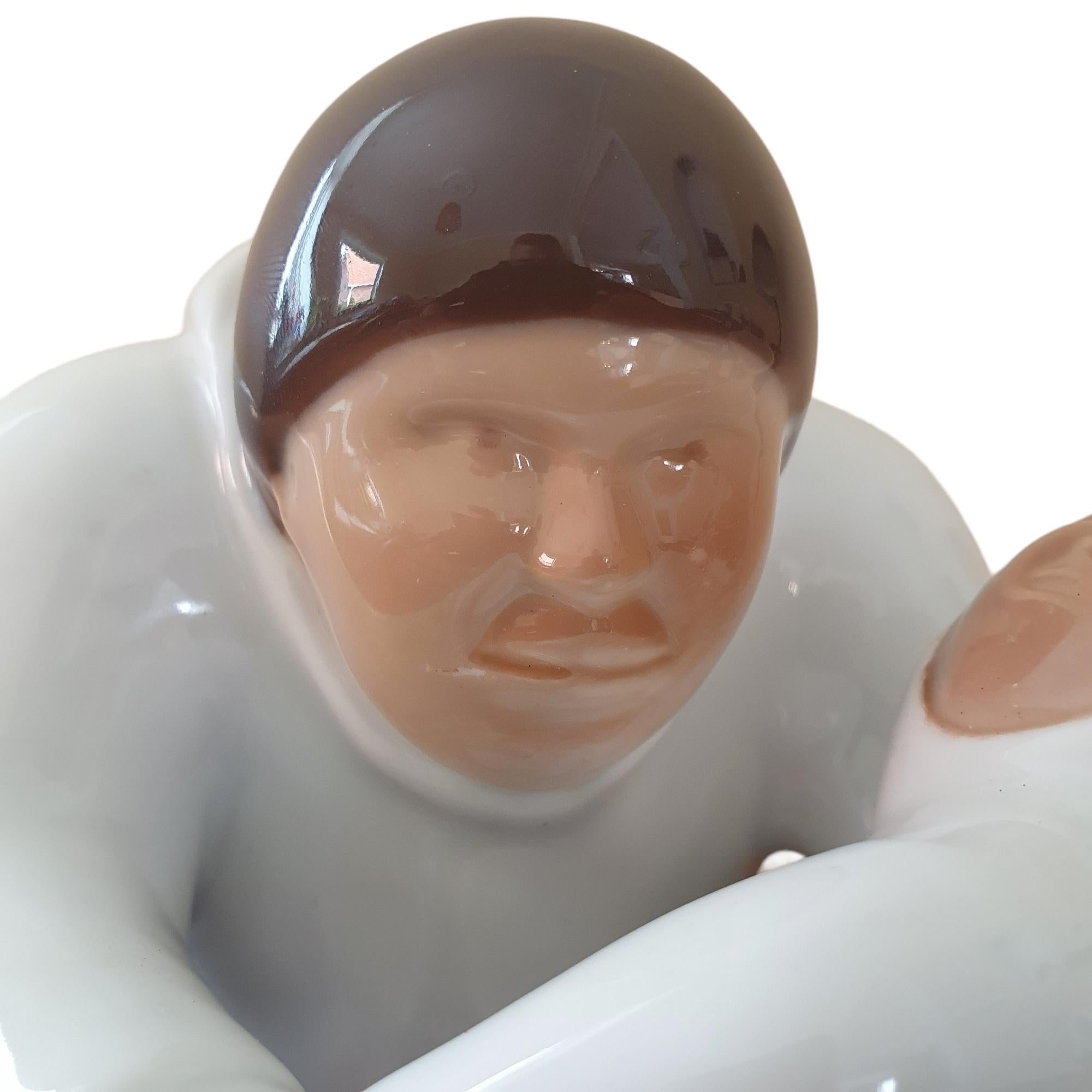 20ième siècle Figurine en porcelaine parent & Child du Groenland en vente