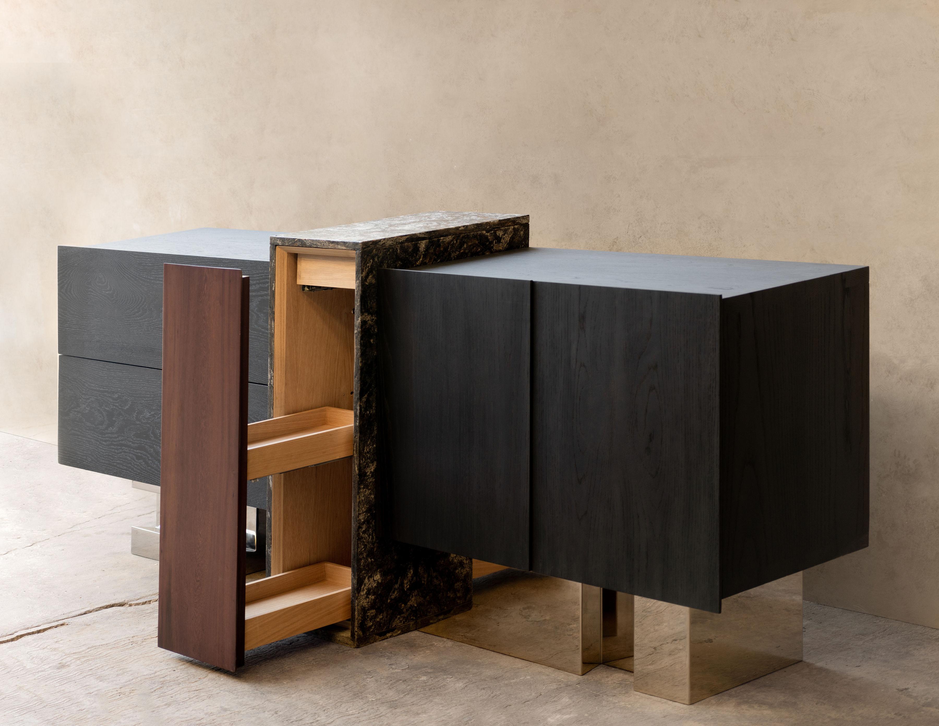 Greenwich Console by Arturo Verástegui In New Condition For Sale In Geneve, CH