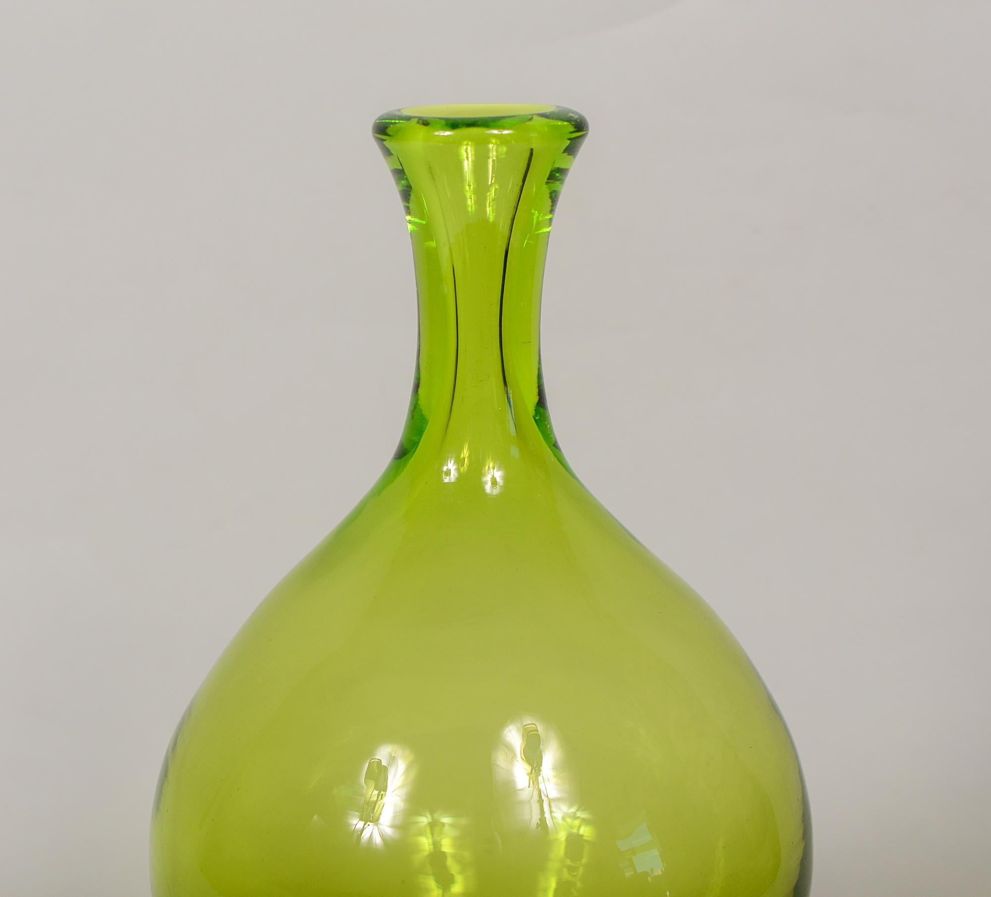 Mid-Century Modern Greenwich Flint Craft Bottle by Tom Connally For Sale