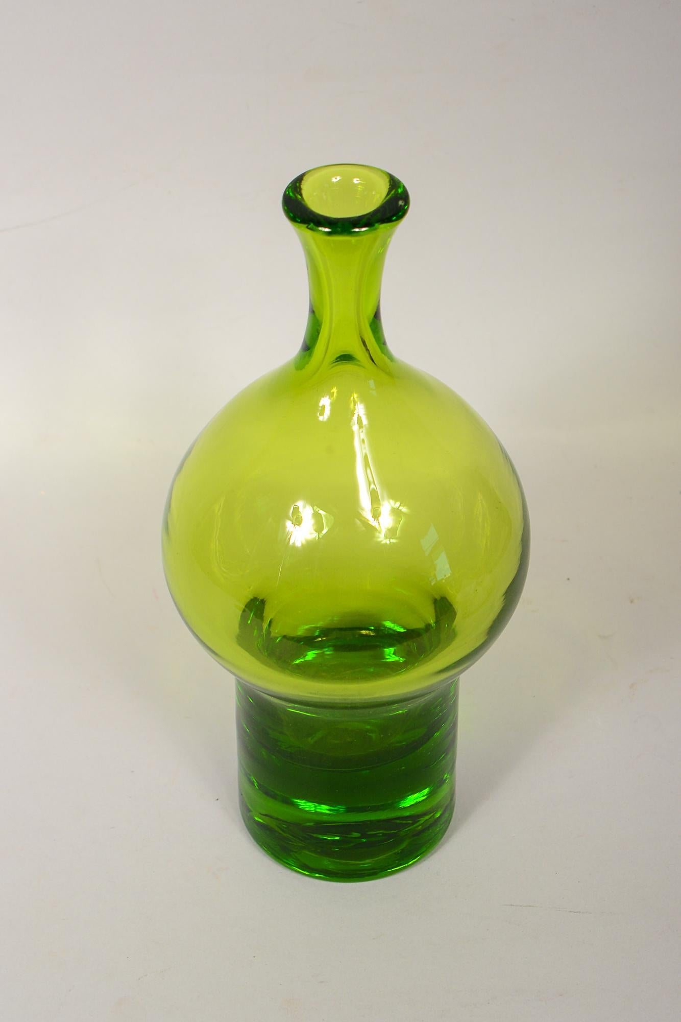 Greenwich Flint Craft Flasche von Tom Connally (amerikanisch) im Angebot