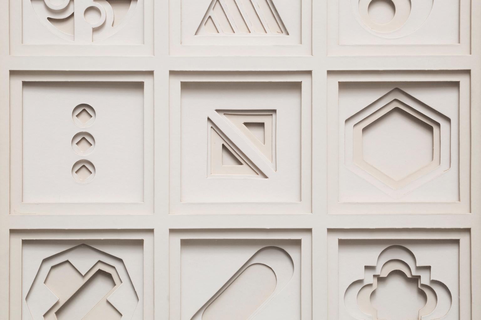  Greg Copeland, 3-dimensionales, mehrschichtiges, geschliffenes Papier in neun Formen im Angebot 1