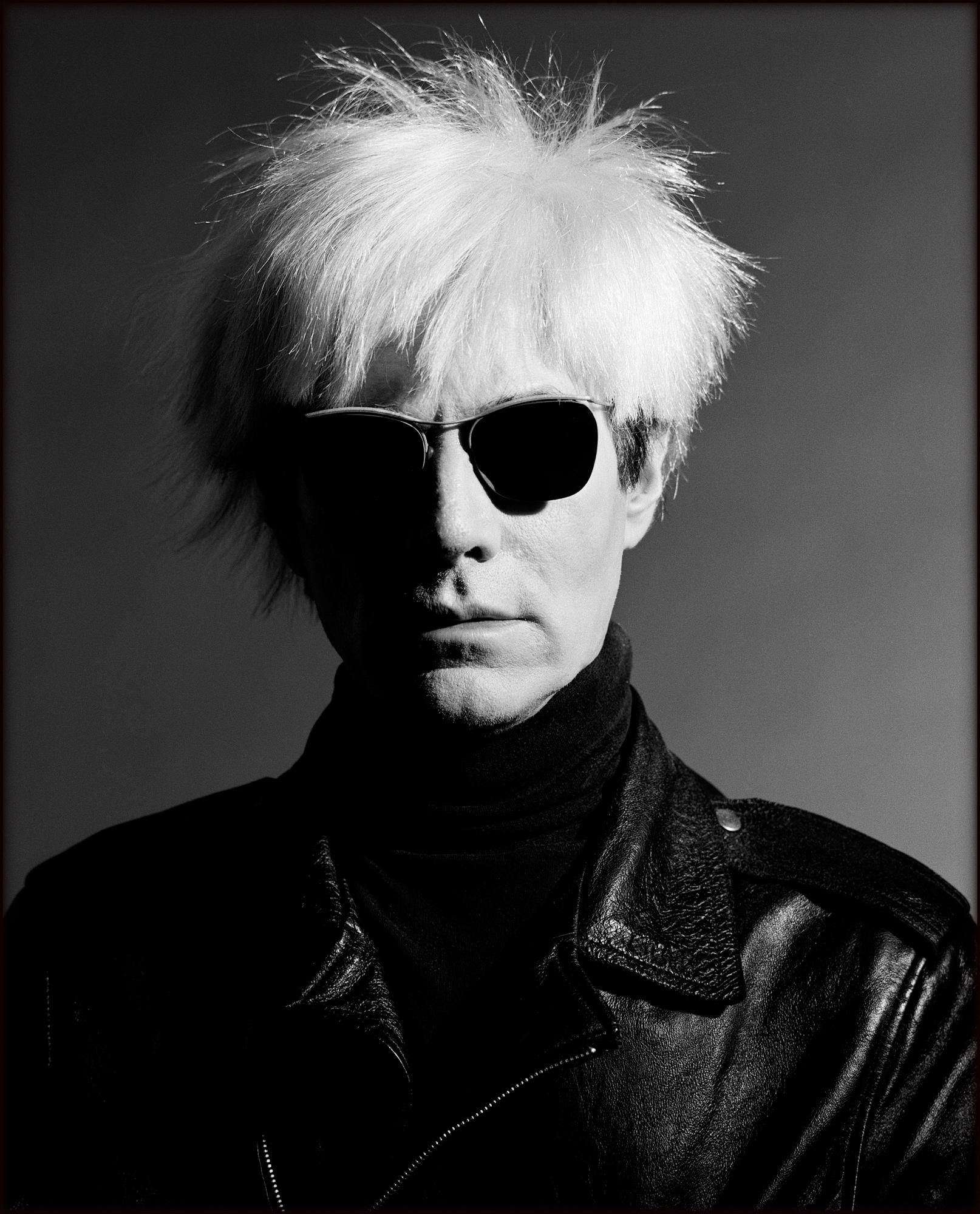 Black and White Photograph Greg Gorman - Andy Warhol, Los Angeles, 21e siècle, Contemporain, Celebrity, Photographie