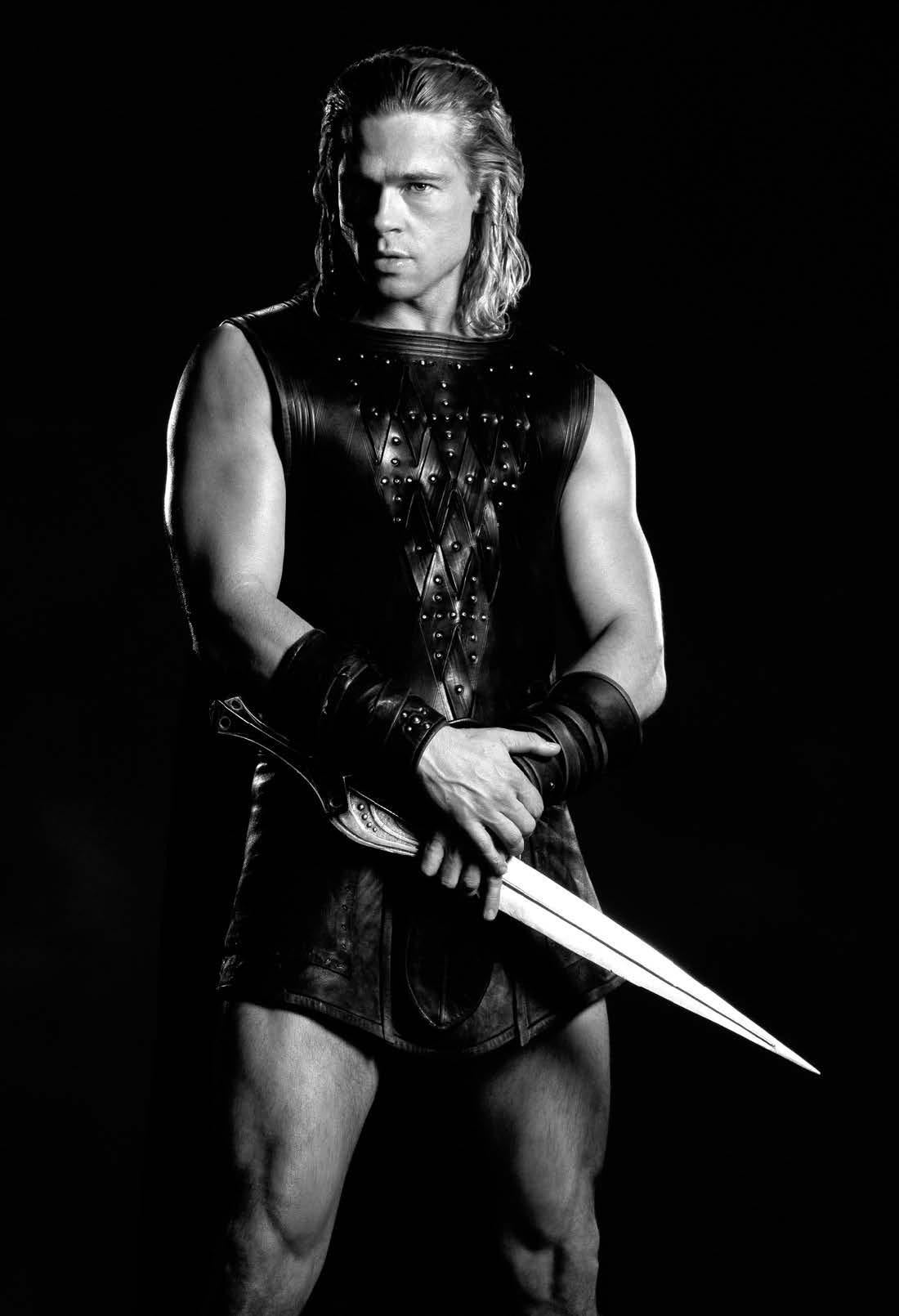 Black and White Photograph de Greg Gorman - Brad Pitt, Contemporáneo, Celebridad, Fotografía, Retrato