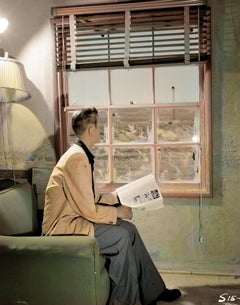 Boy at Window Looking at Tower, regardant à la tour