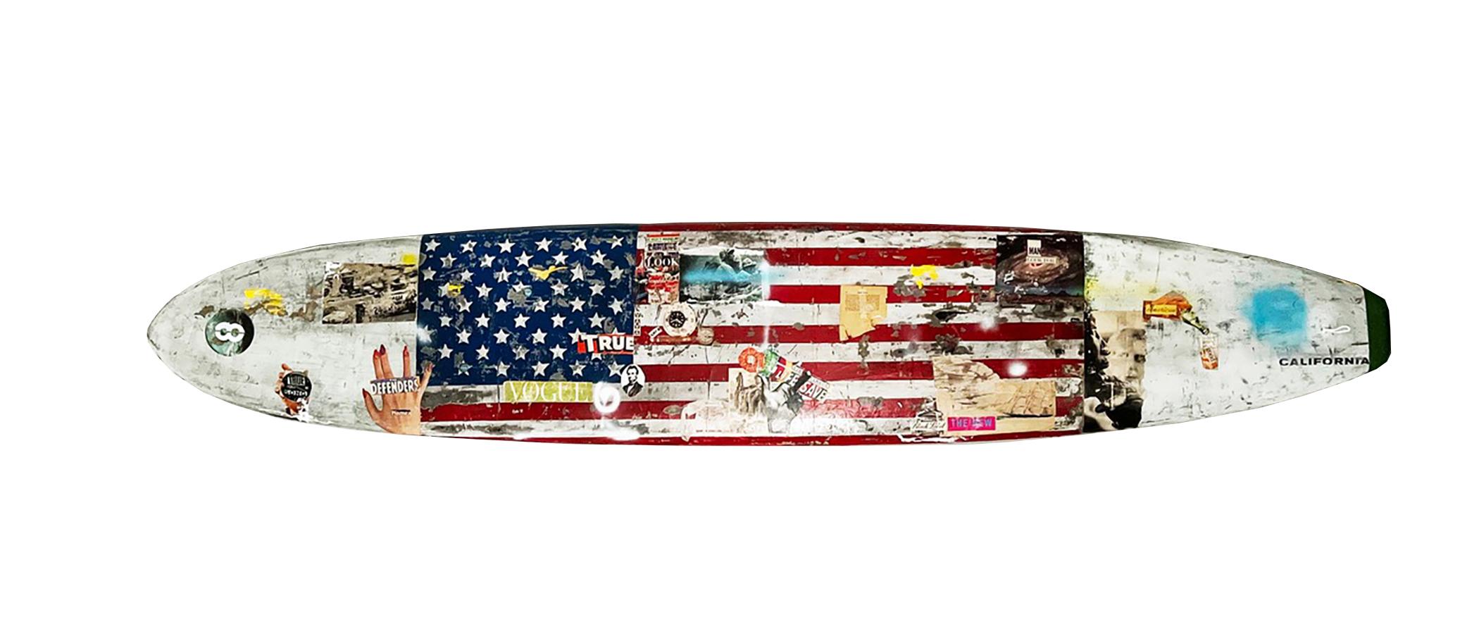Surfboard (Horizontal oder vertikal)_Mixed Media_Greg Miller, Defender im Angebot 1