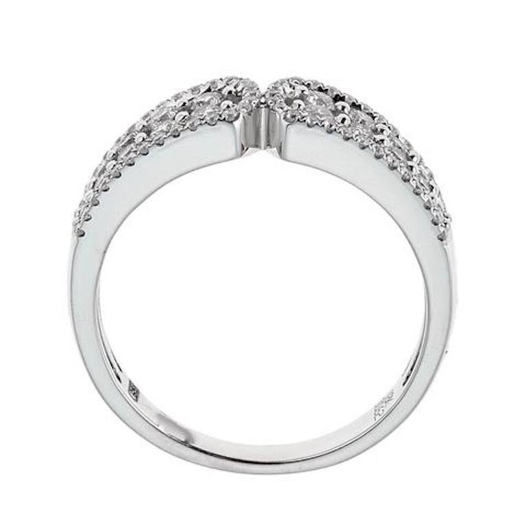 The ring comprises of a Half eternity of round brilliant cut diamonds pave. The diamonds have a total weight of 0.62ct and VS clarity. The ring is a size US 6.2. The ring comes complete with a presentation box.