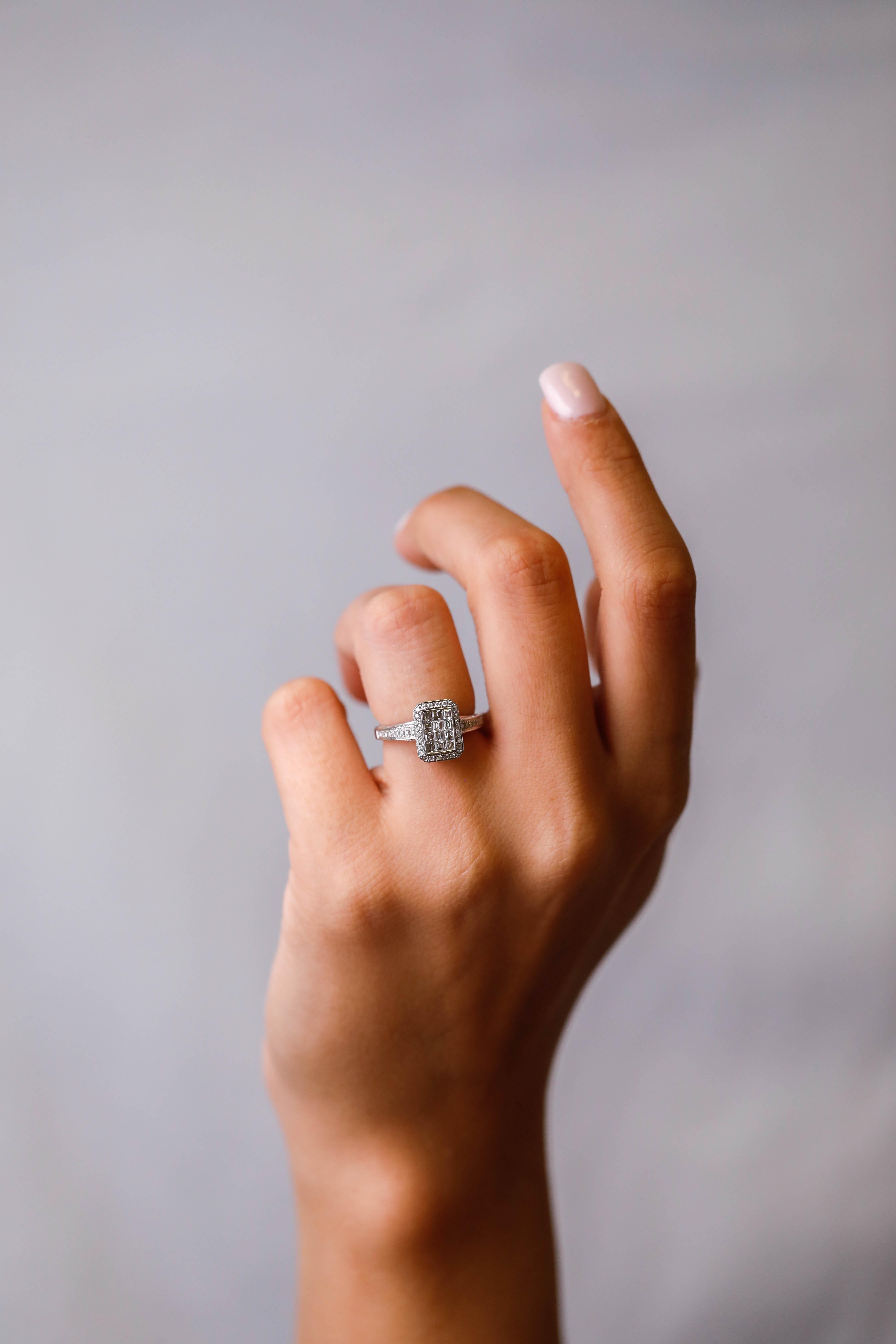 princess cut diamond promise ring