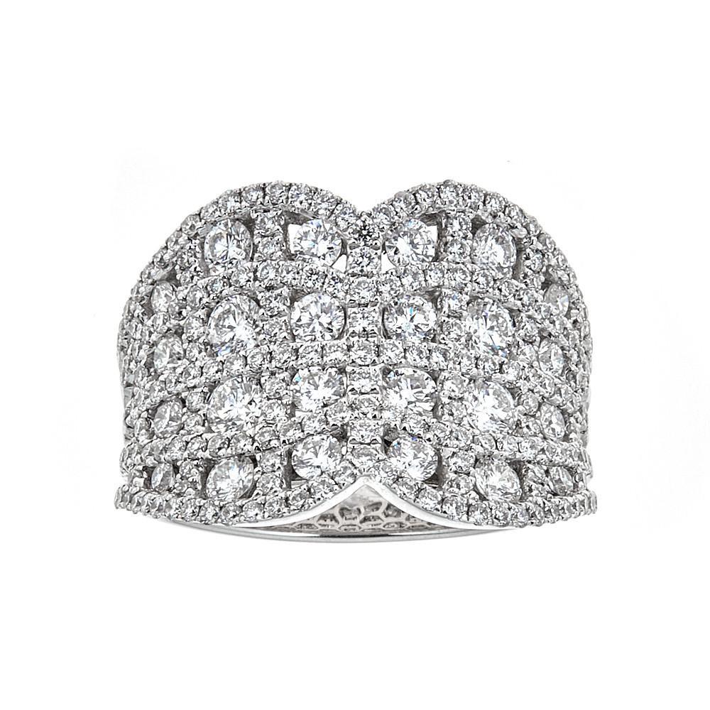 Gregg Ruth 18 Karat White Gold 2.10 Carat Diamond Fine Engagement Ring Size 6.2 For Sale