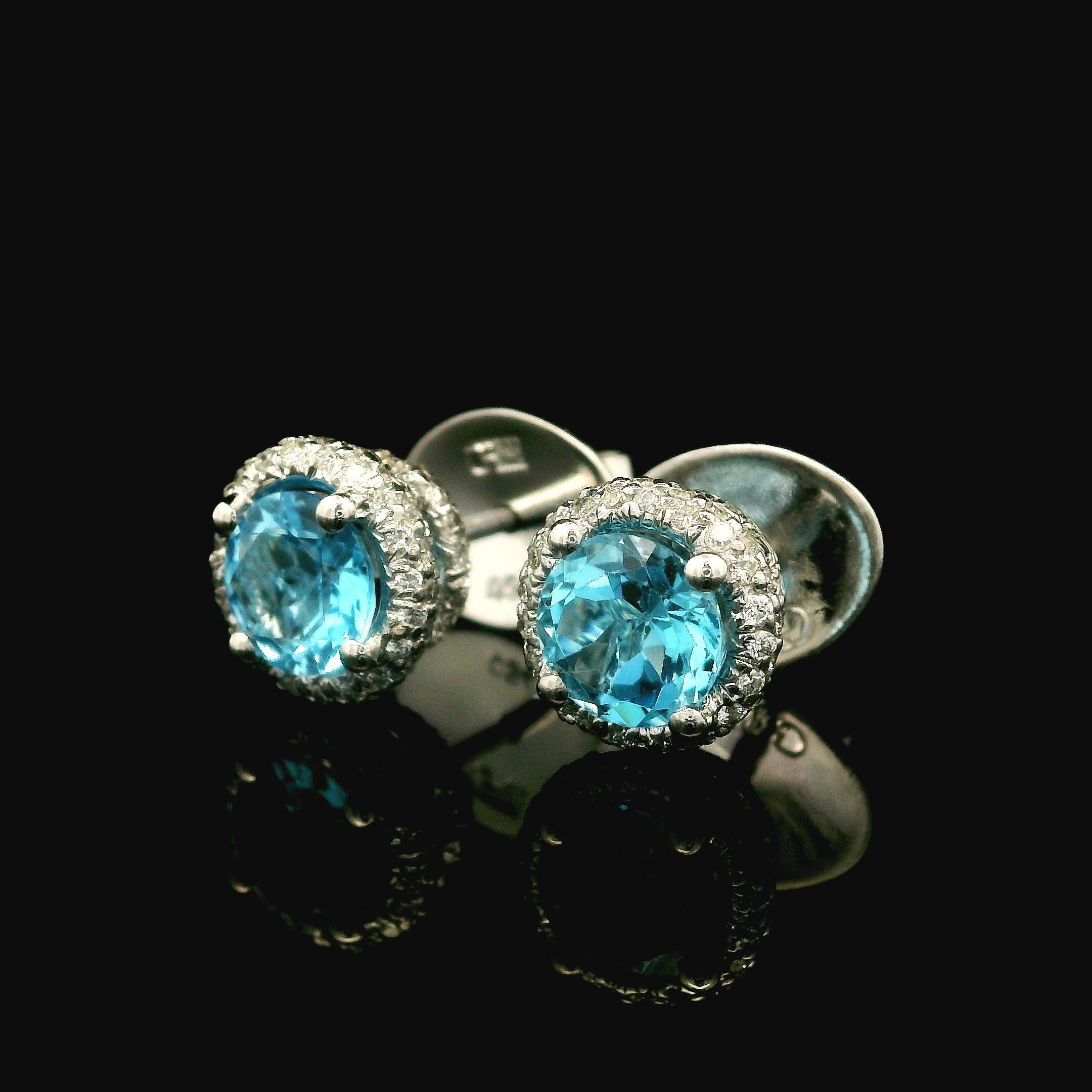 Gregg Ruth 18k White Gold Blue Topaz Diamond Covered Halo Stud Earrings For Sale 2