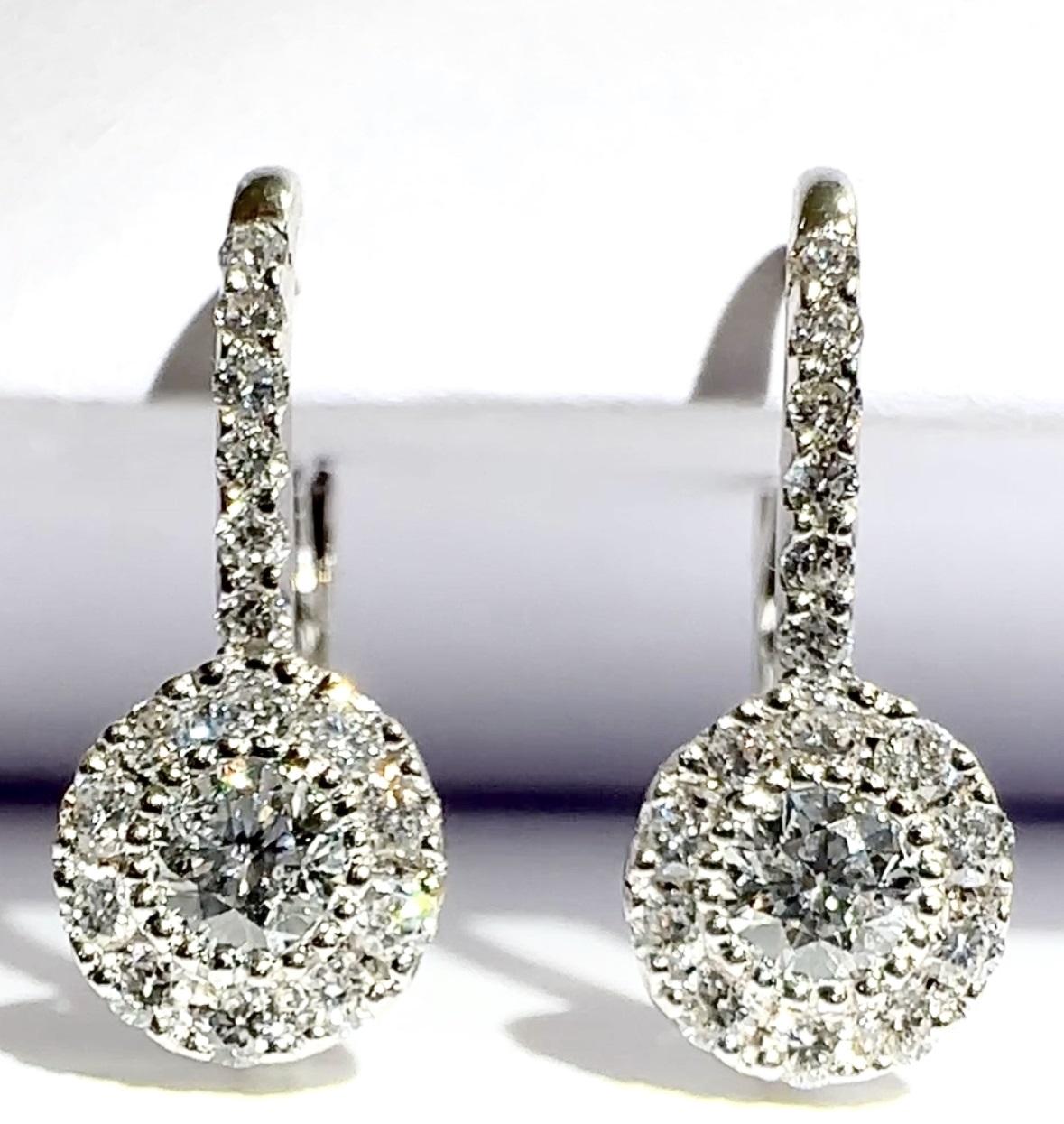 These earrings are just so sparkly and beautiful!  And because they are so bright and sparkling they were very hard for an ameteuer photographer like me to photograph and video.  I just want you to understand that they are so much more beautiful in