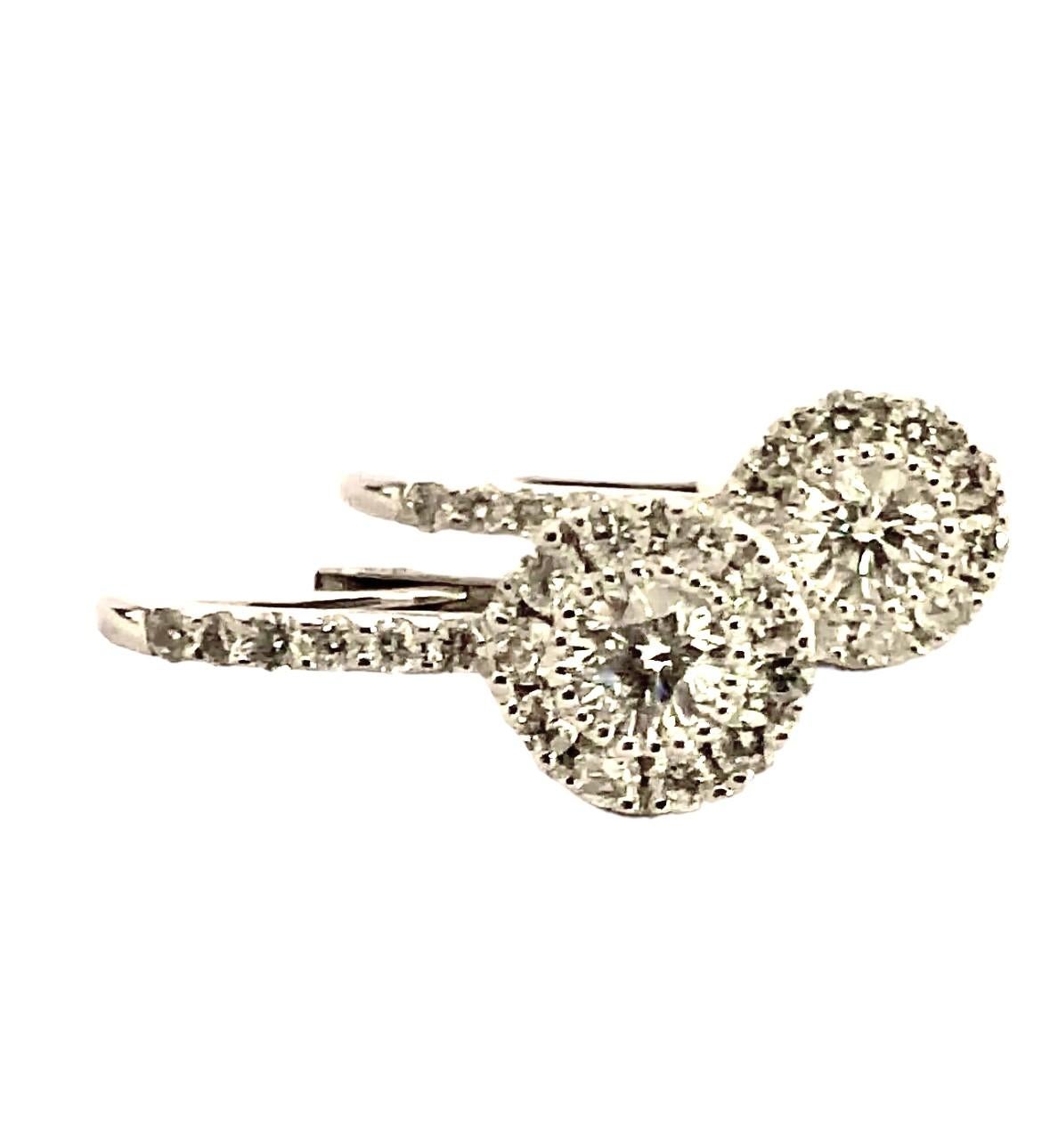 Brilliant Cut Gregg Ruth 18k White Gold Diamond Dangle Earrings With Appraisal For Sale