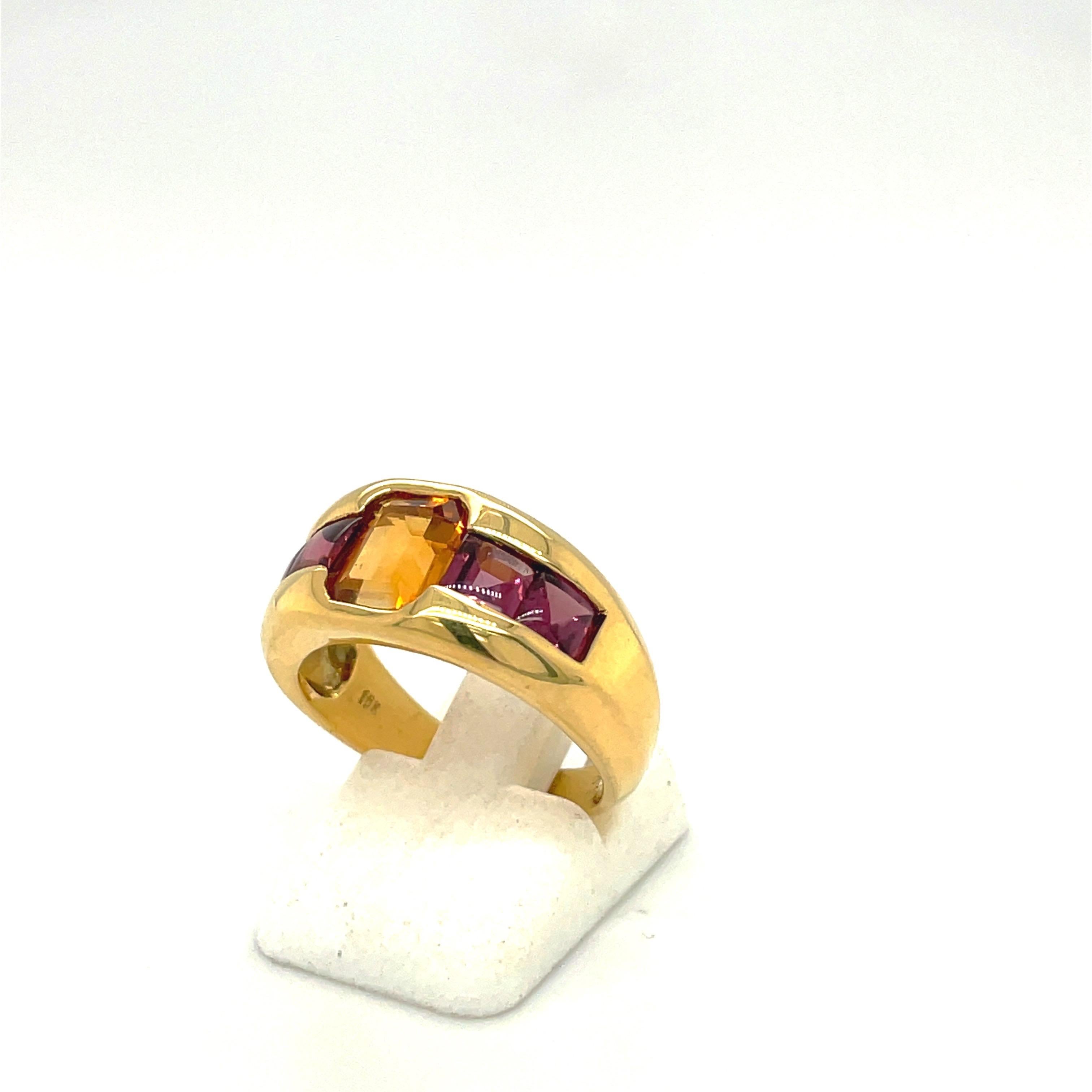 Gregg Ruth 18KT Yellow Gold Ring with 1.34Ct. Citrine Center & 1.59Ct. Rhodolite For Sale 1