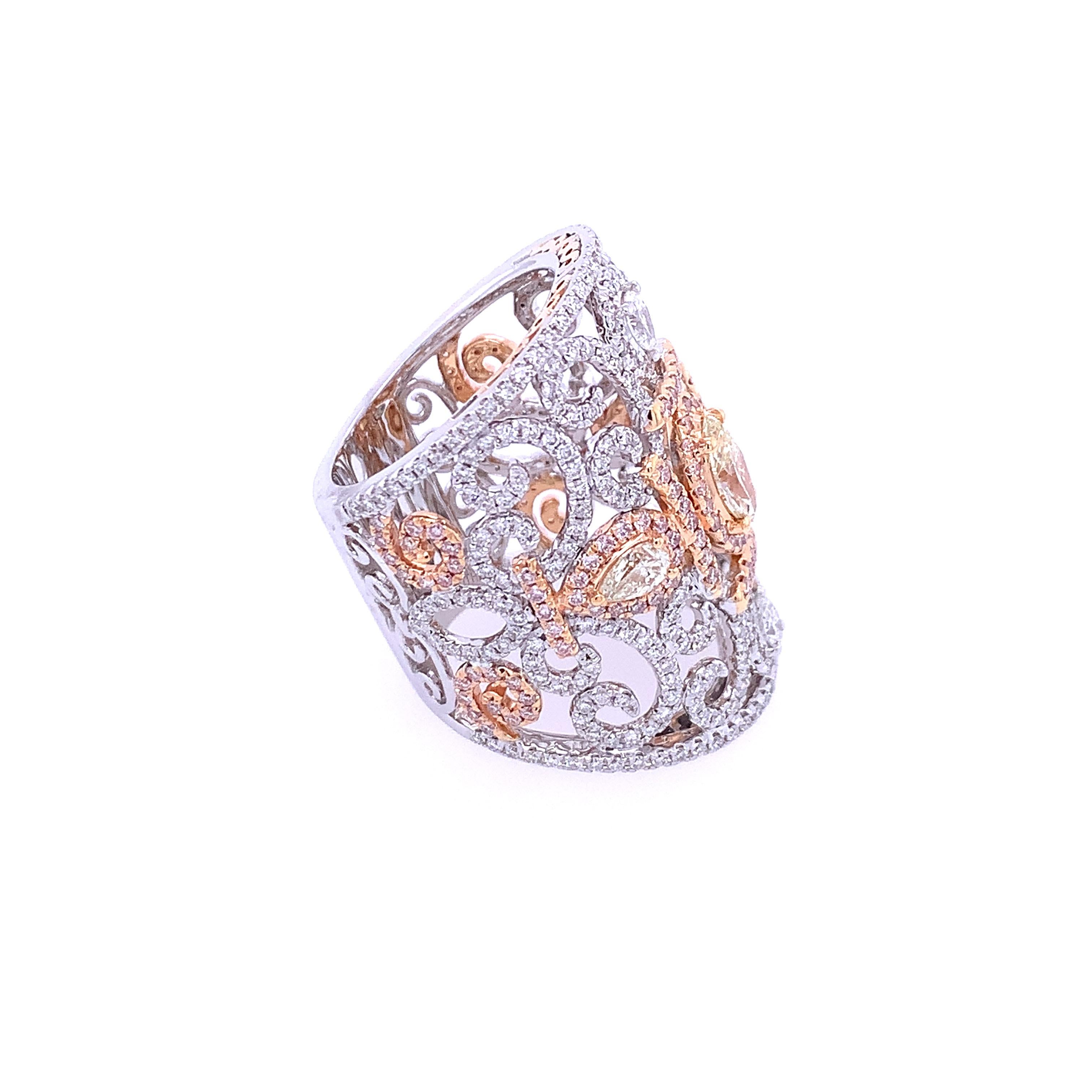 Contemporary Gregg Ruth Pink and White Diamond Filigree Ring For Sale