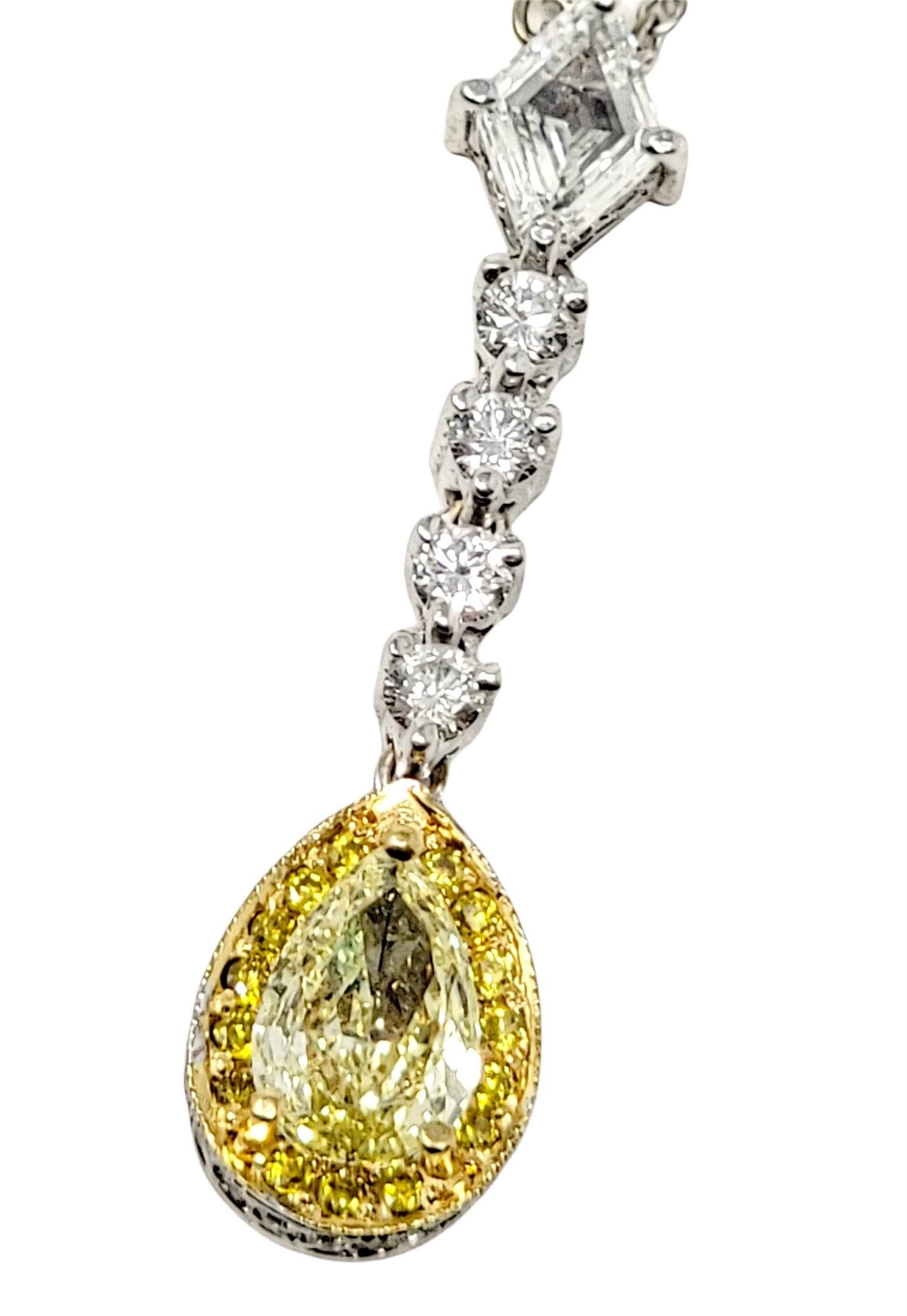 Gregg Ruth Zweifarbige Gelb- und Weißdiamant-Tropfen-Halskette aus 18 Karat Gold (Tropfenschliff)