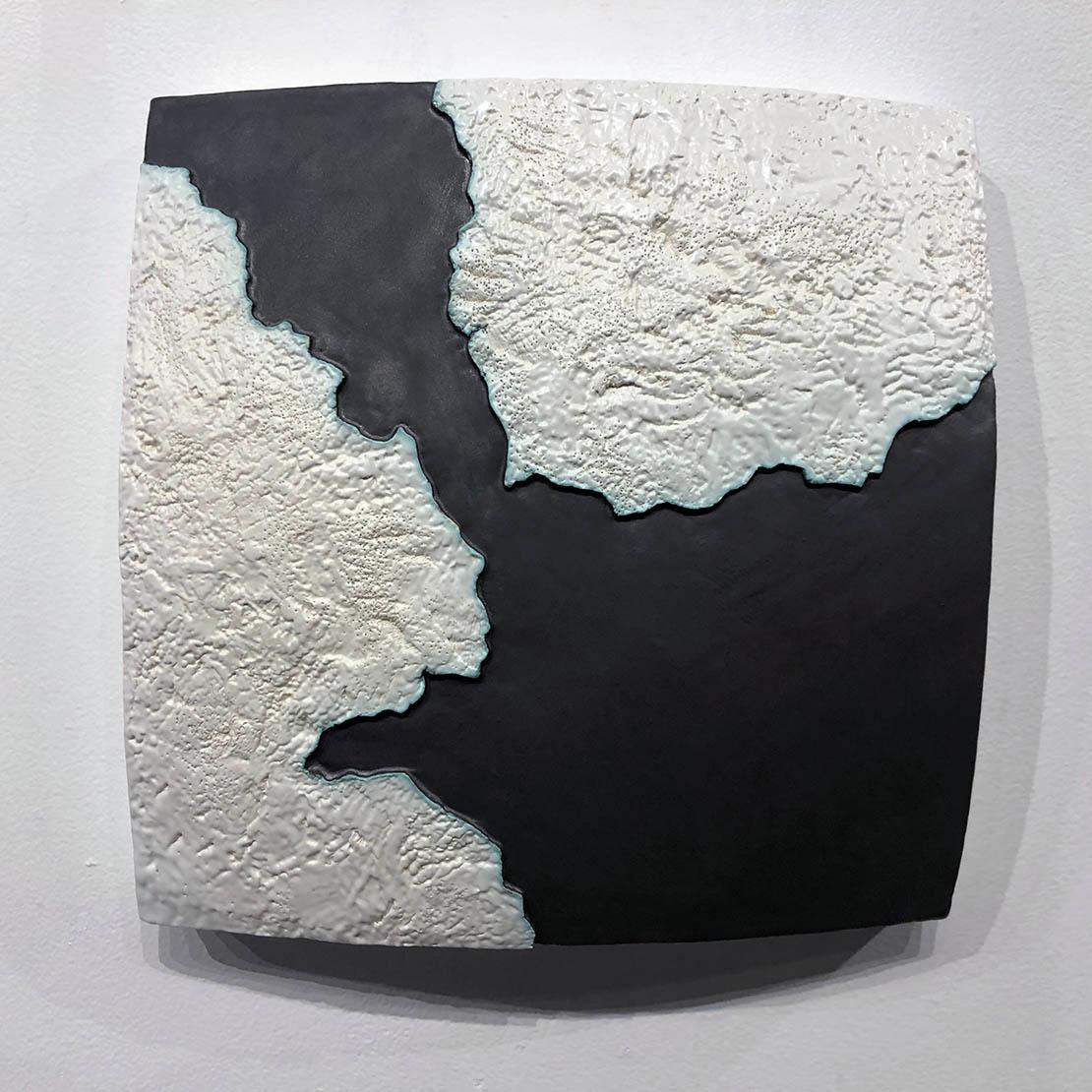 "Choke II: Bab-el-Mandeb Strait (Yemen, Djibouti & Eritrea)" - ceramic - map - Sculpture by Gregor Turk