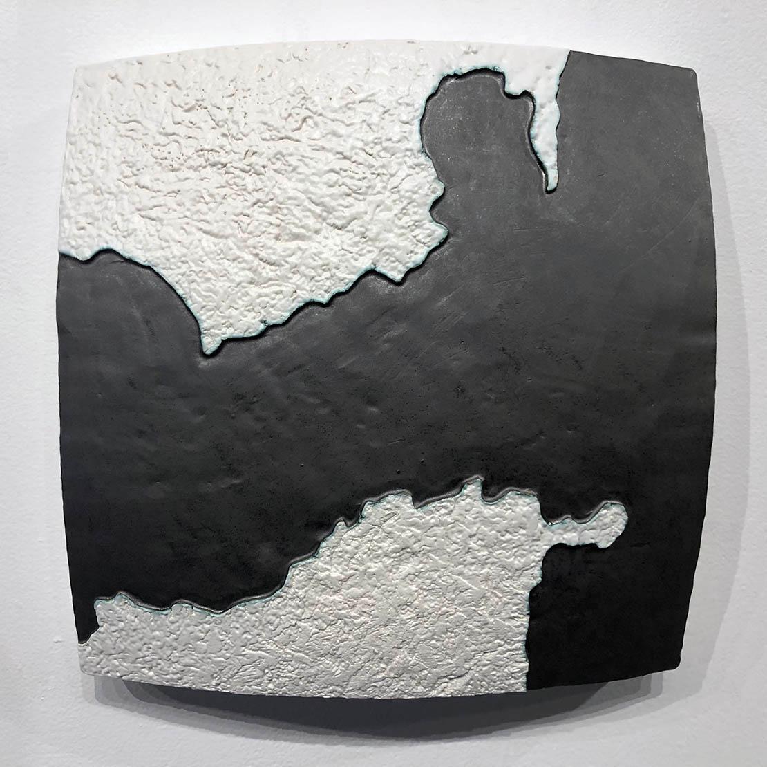 Choke II: Strait of Gibraltar (Spain & Morocco) - ceramic - map - black & white - Sculpture by Gregor Turk