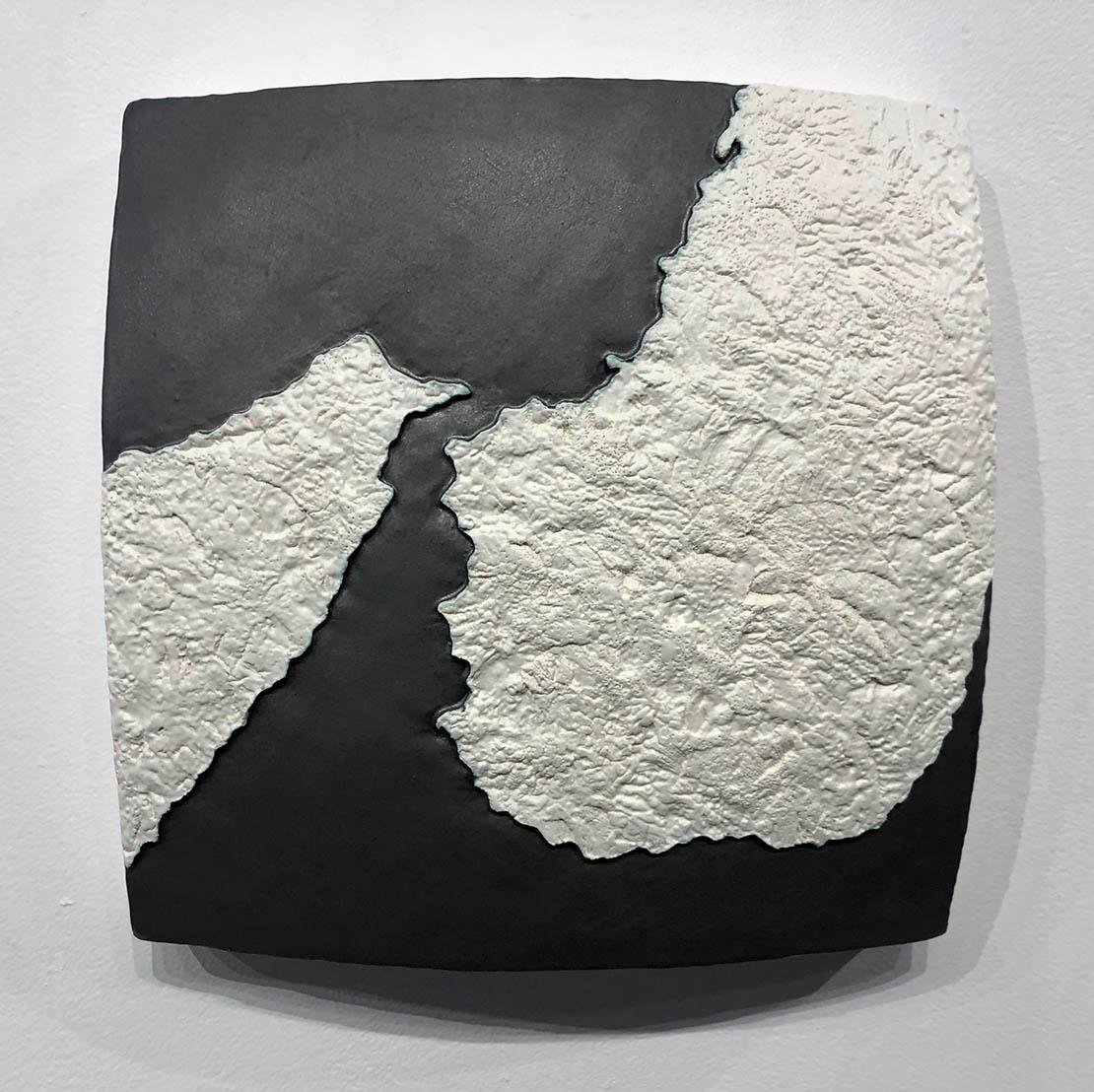 "Choke II: Strait of Messina (Sicily & Italy)" - ceramic - map - Louise Nevelson - Sculpture by Gregor Turk