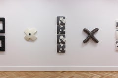 "Pierces Hemisferio Norte" escultura de pared - mapa del mundo - cerámica - James Turrell