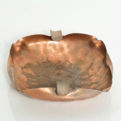 Gregori Sculptural Ashtray in Hammered Gregorian Copper 1960s San Clemente Calif