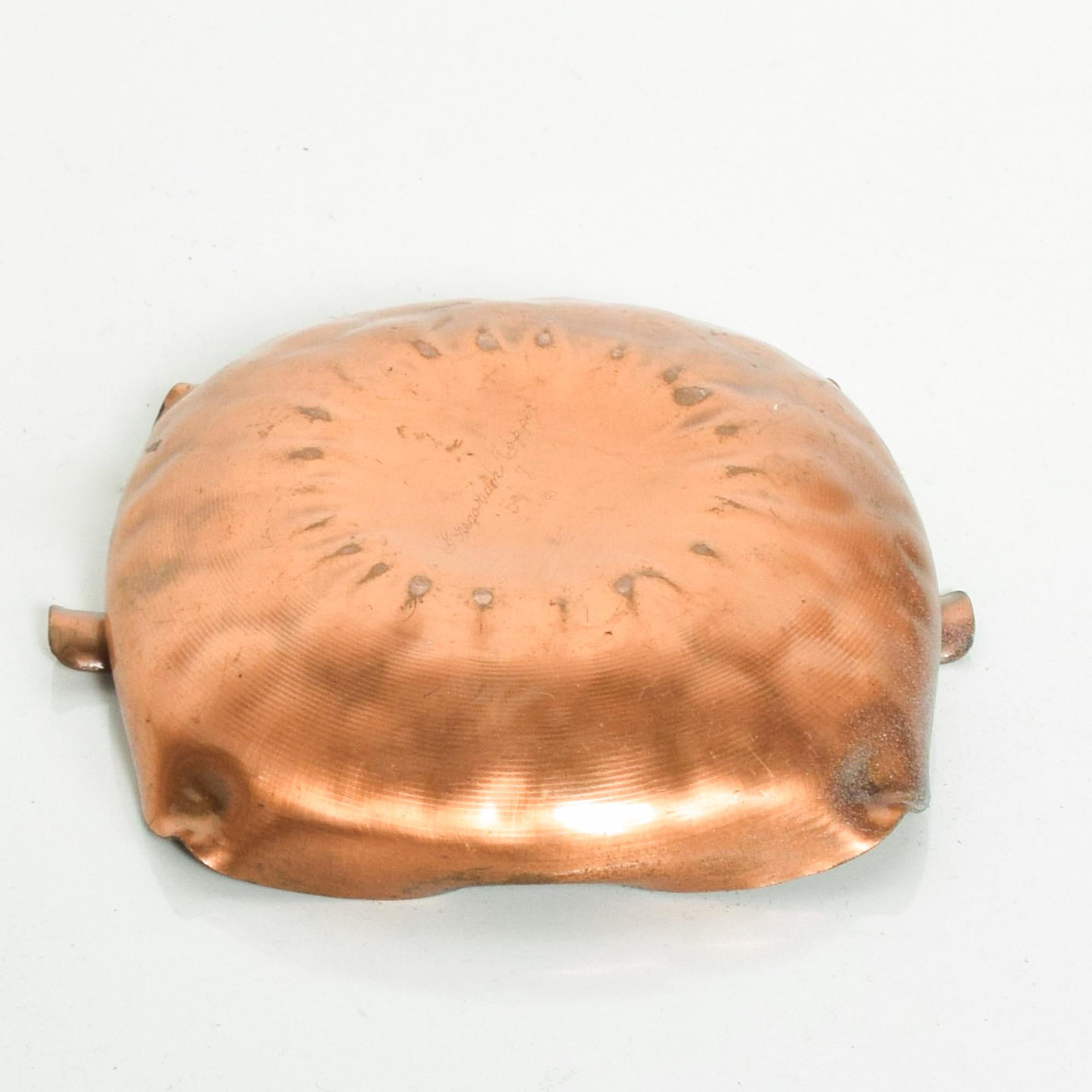 American Gregori Sculptural Ashtray in Hammered Gregorian Copper 1960s San Clemente Calif