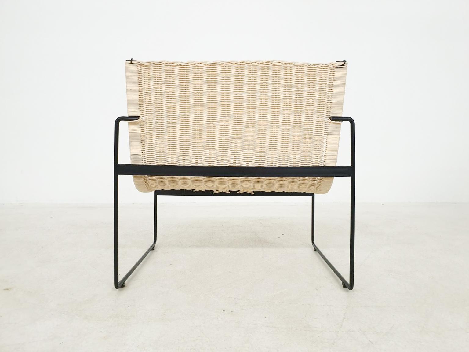 Gregorio Vicente Cortes und Luis Onsurbe Rattan-Lounge-Stühle für Metz und Co (20. Jahrhundert) im Angebot