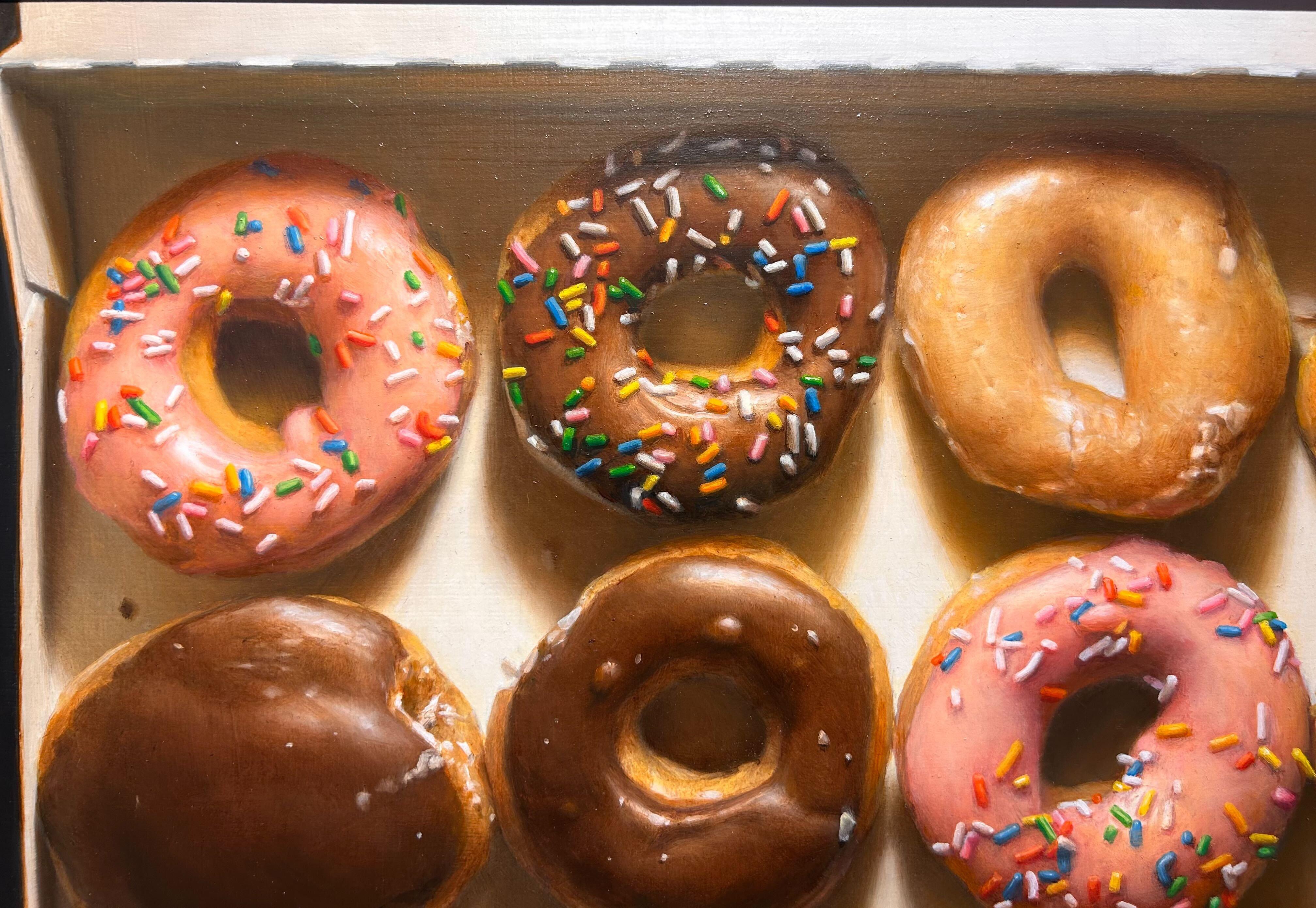 „Classic Krispy“ (2025) von Gregory Block, Original-Ölgemälde, Donuts in Box im Angebot 3