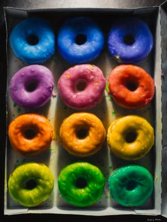 "Sobre el arco iris" (2024) de Gregory Block, pintura al óleo original de Donuts