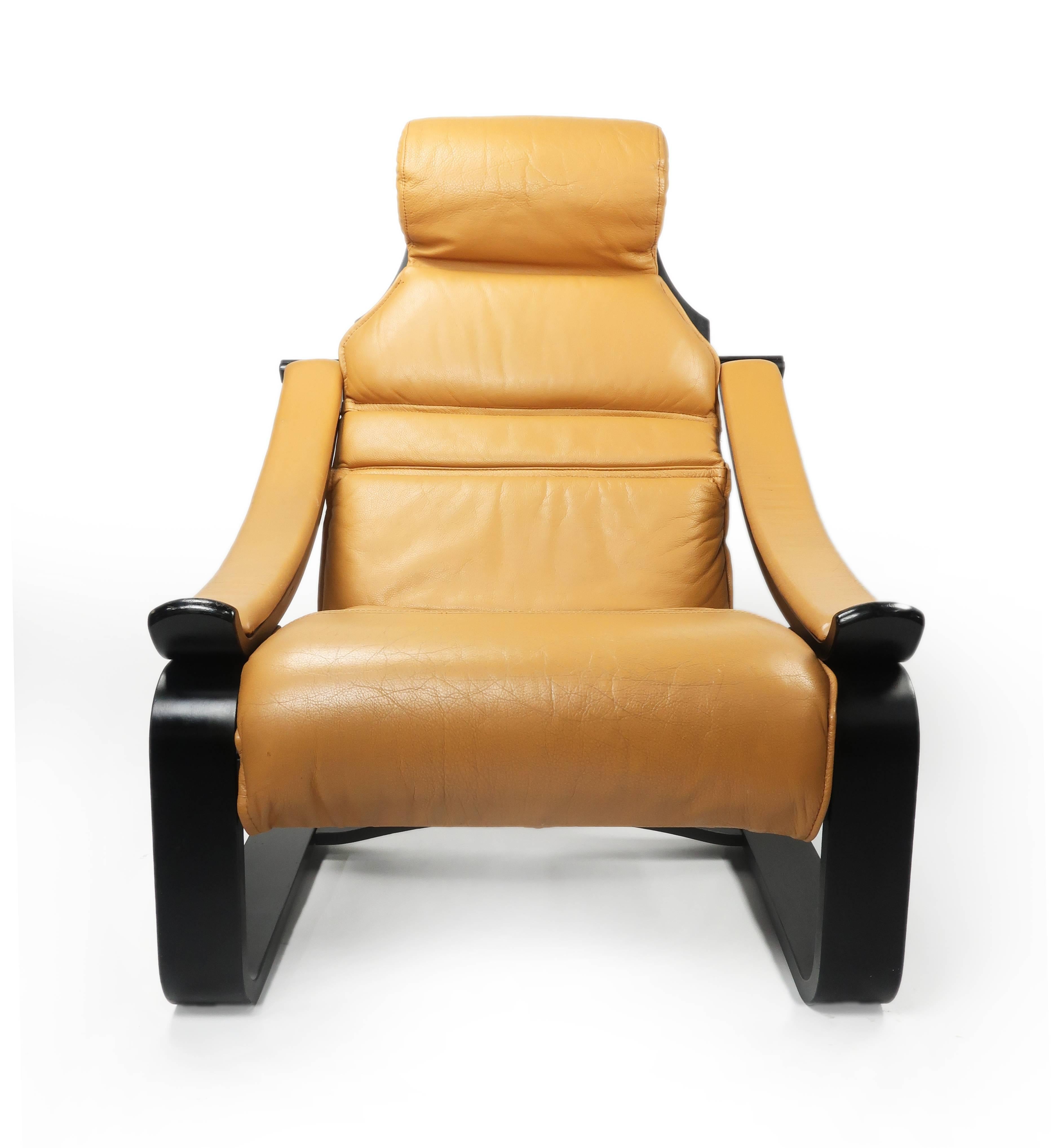 Late 20th Century Gregory Cantilevered Leather Lounge Chair by Scanform