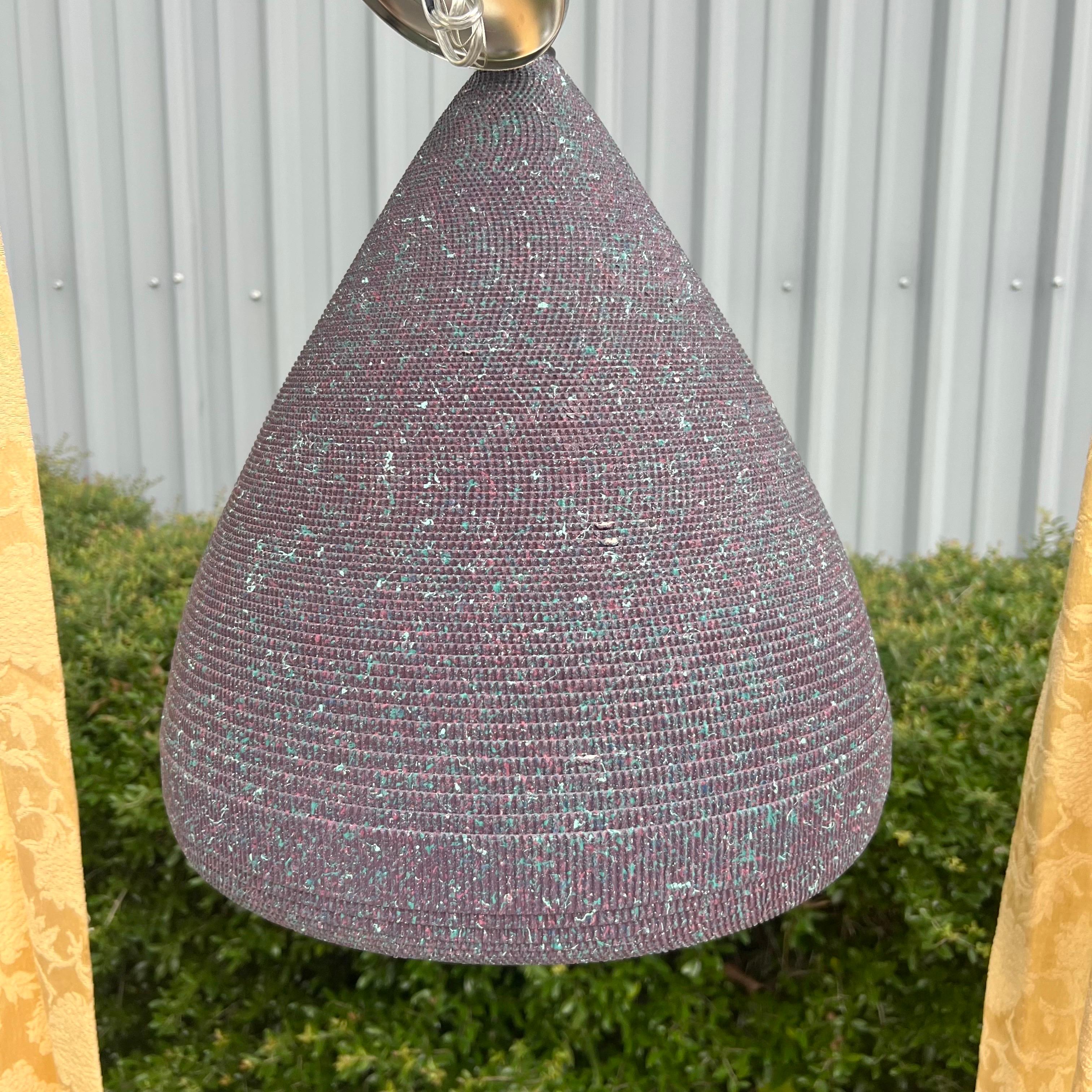 Gregory A van Pelt Attributed Beehive Cartone ondulato Splatter Lampada a sospensione In condizioni buone in vendita a Charleston, SC