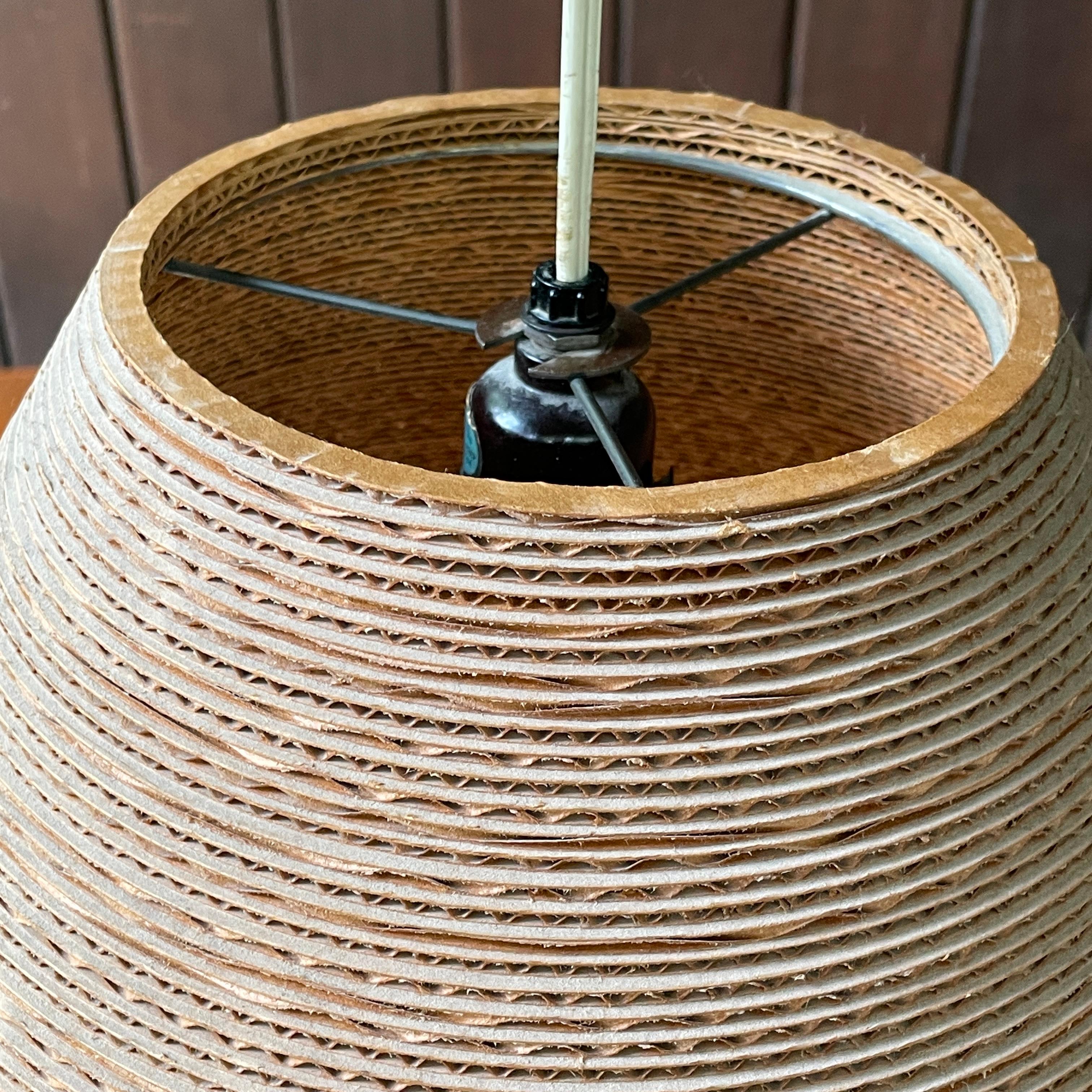 Gregory Van Pelt Cardboard Hanging Light Pendant Fixture Swag Lamp Vintage MCM en vente 5