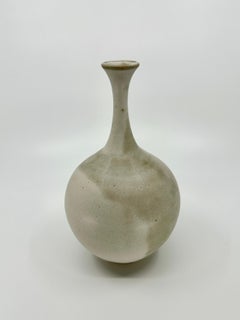 Greige bottleneck no. 27
