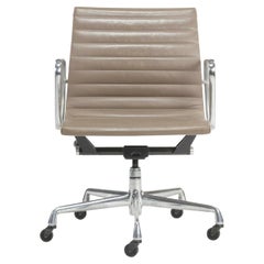 Greige Leather Herman Miller Eames Aluminum Group Management Desk Chair