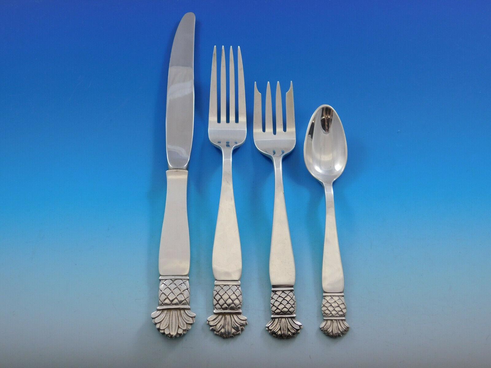 Grenada Old Newbury Crafters Sterling Silver Flatware Set Service 42 Pcs Dinner In Excellent Condition For Sale In Big Bend, WI