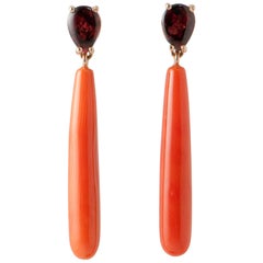 Grenat Rhodolite and Coral on Yellow Gold 18 Carat Chandelier Earrings