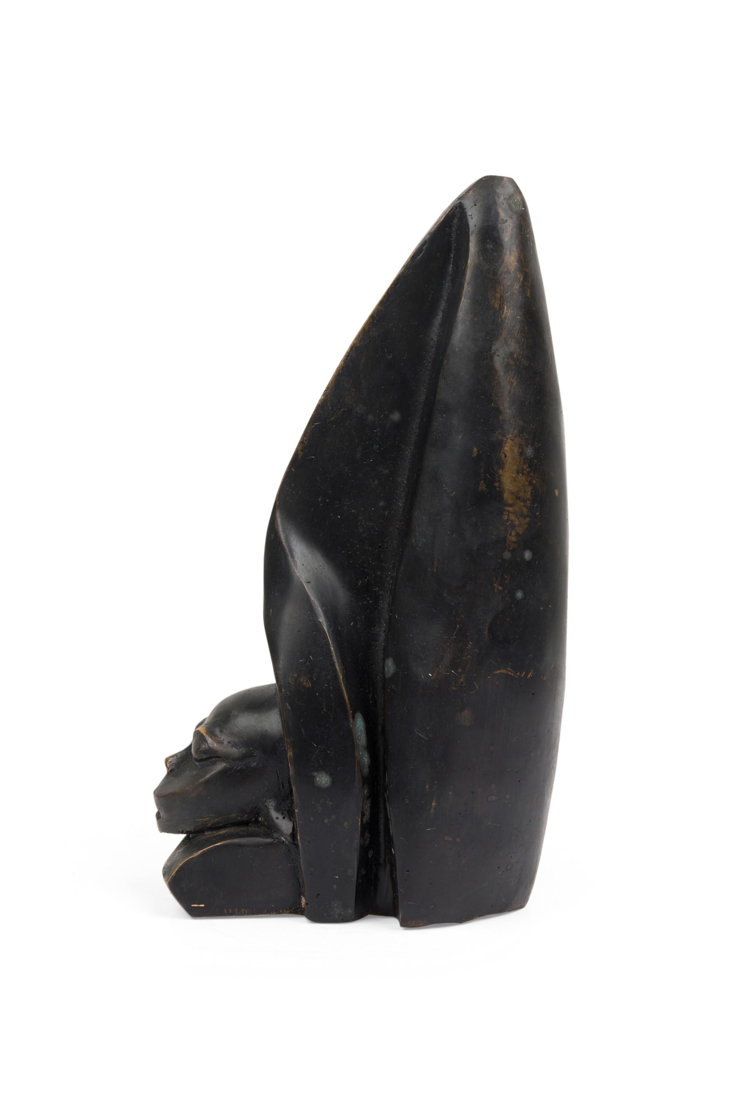 Mid-Century Modern Sculpture figurative brutaliste Grendel en édition limitée en vente