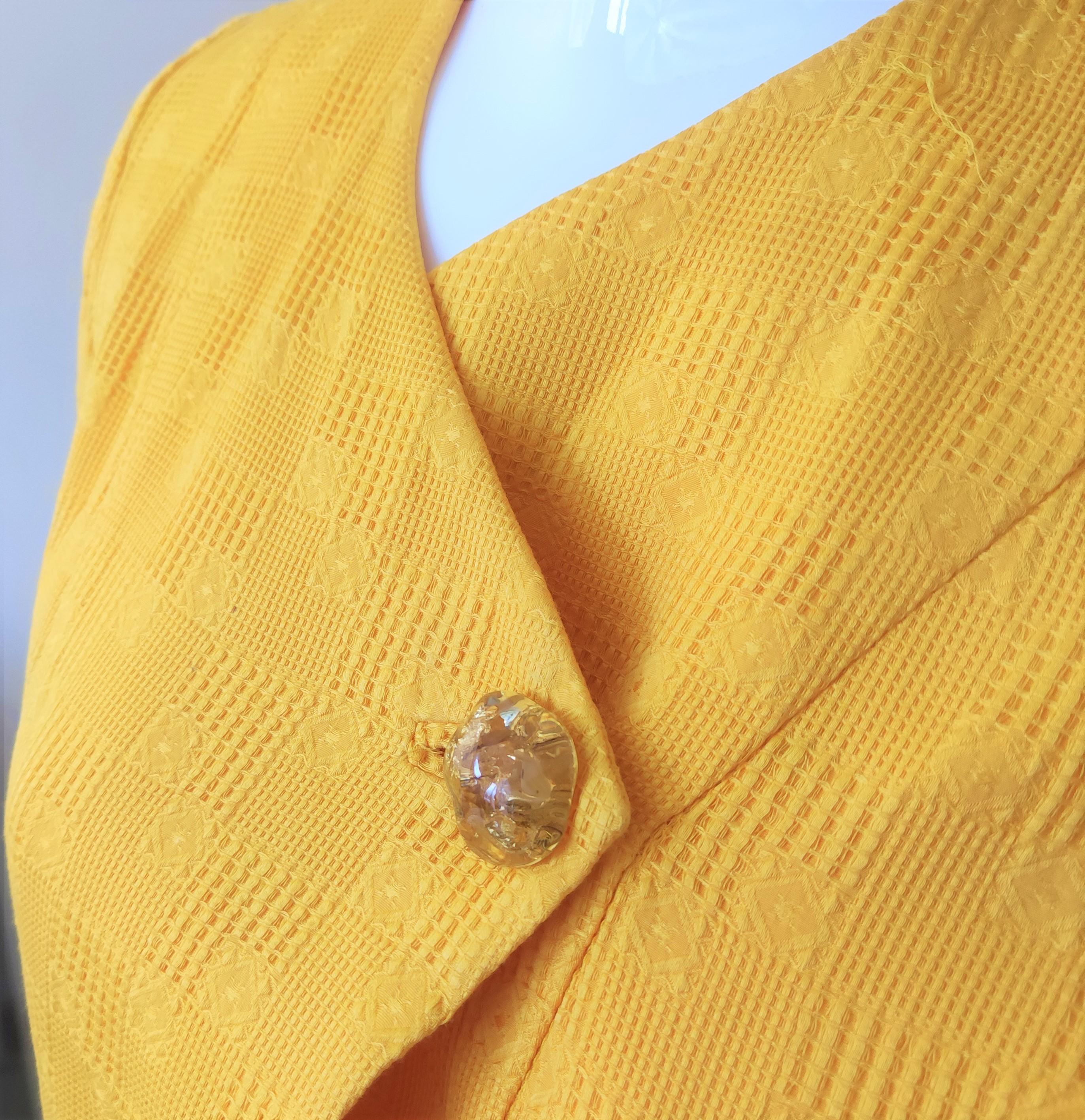 Gres Madame Paris - Blazer de soirée élégant et vintage, jaune ambré, grande taille en vente 2