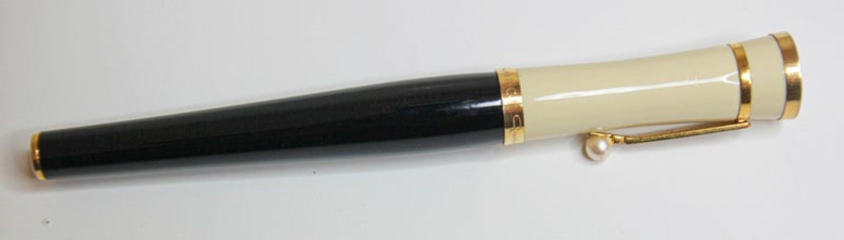 20th Century Greta Garbo Limited Edition Mont Blanc Ballpoint Pen with Pearl For Sale
