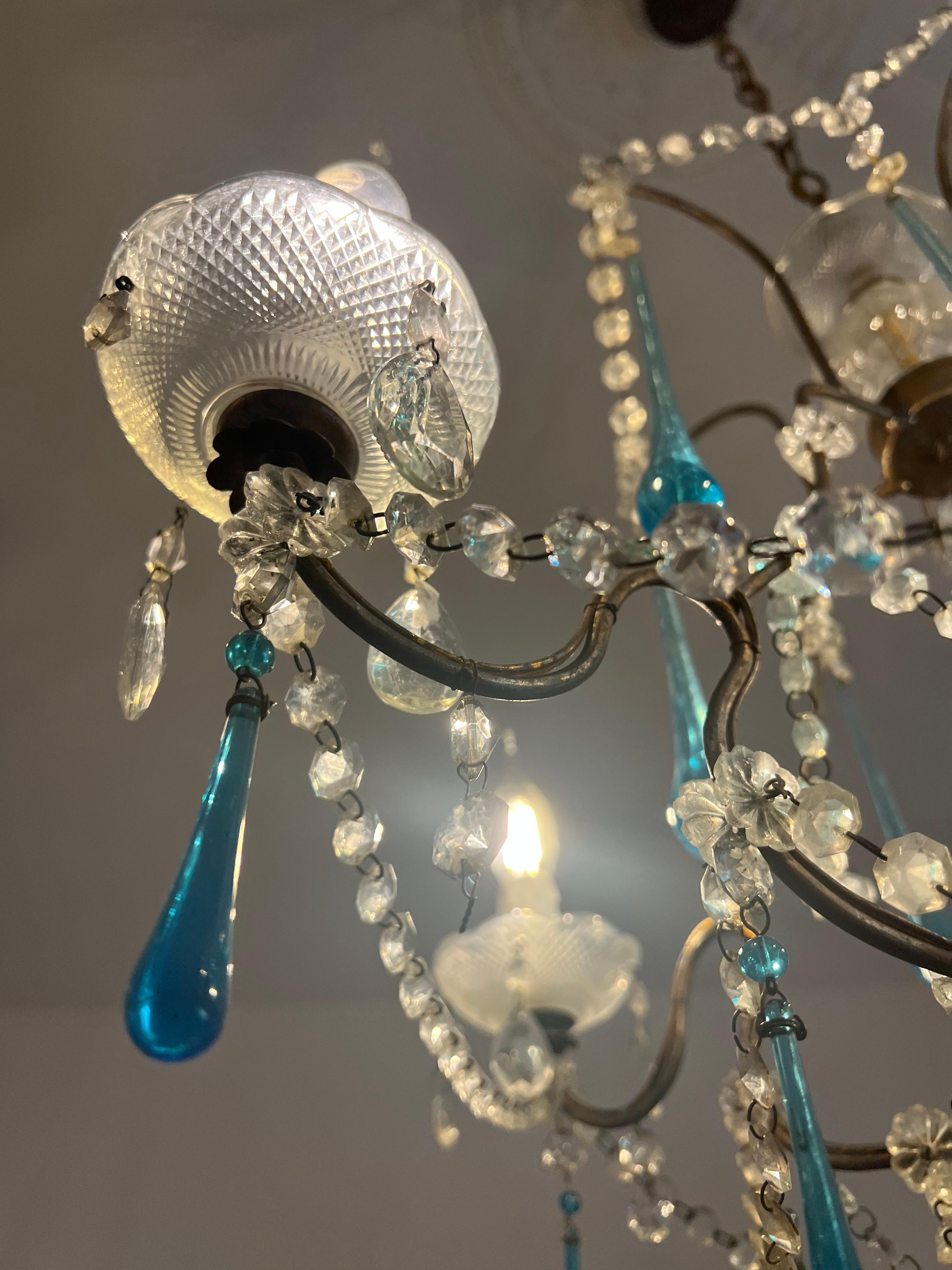 Greta Garbo's Tears Murano Chandelier 1980s In Good Condition For Sale In Budapest, HU