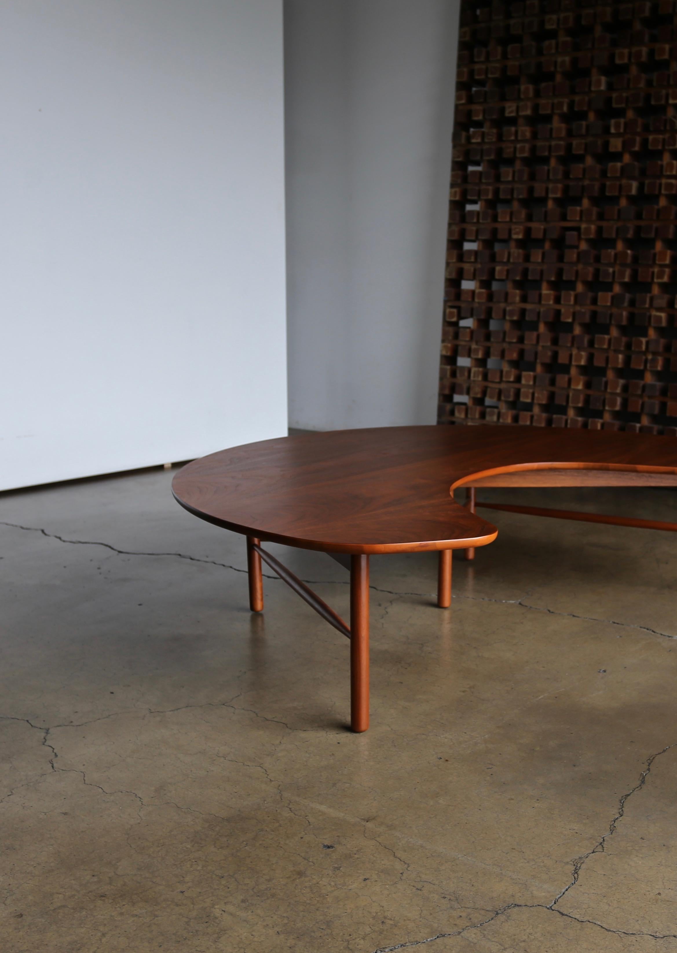 Greta Grossman Coffee Table for Glenn of California, circa 1952 In Good Condition In Costa Mesa, CA