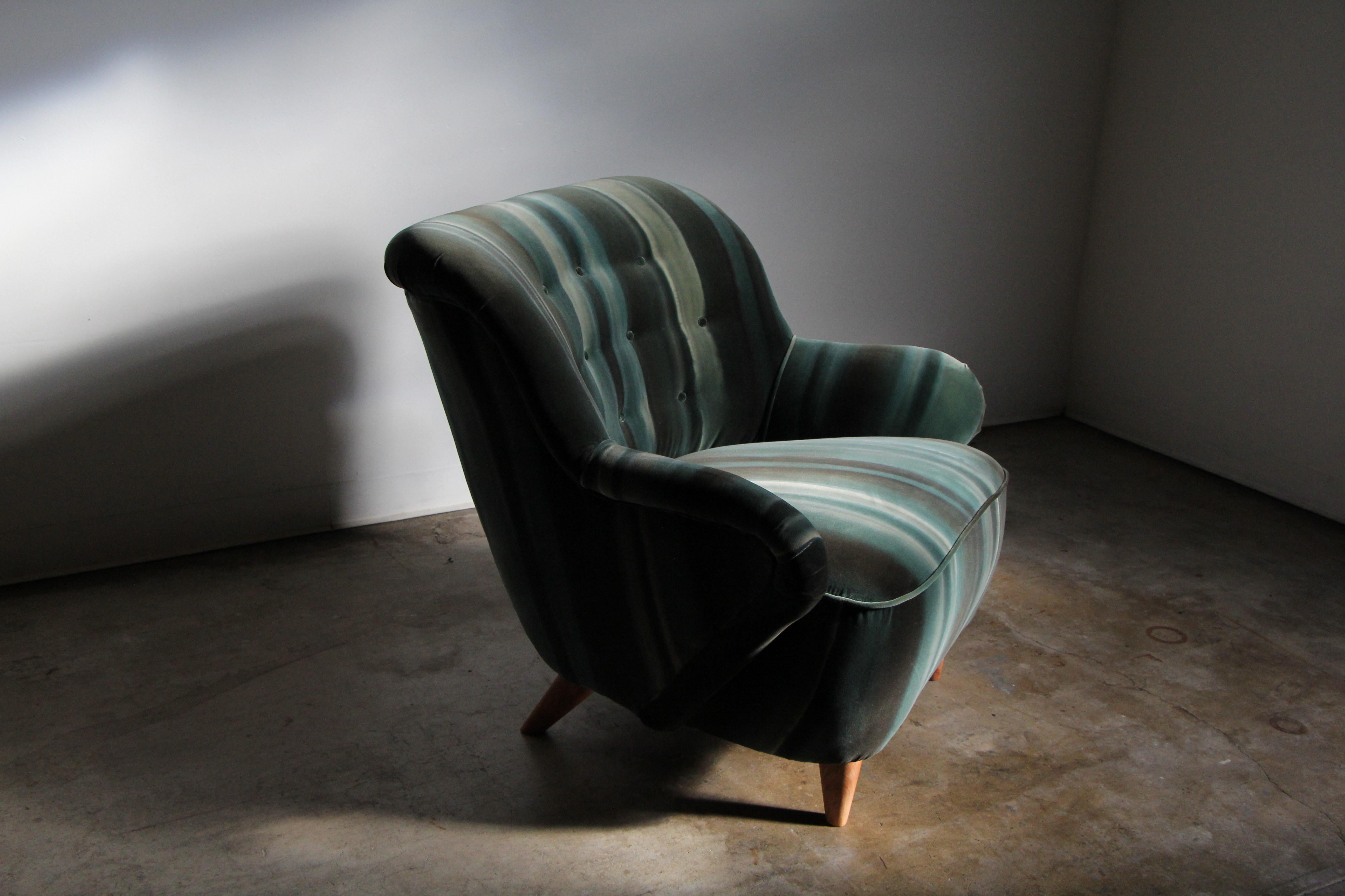 Greta Grossman Rare Velvet Lounge Chair for Barker Brothers, 1940s For Sale 1