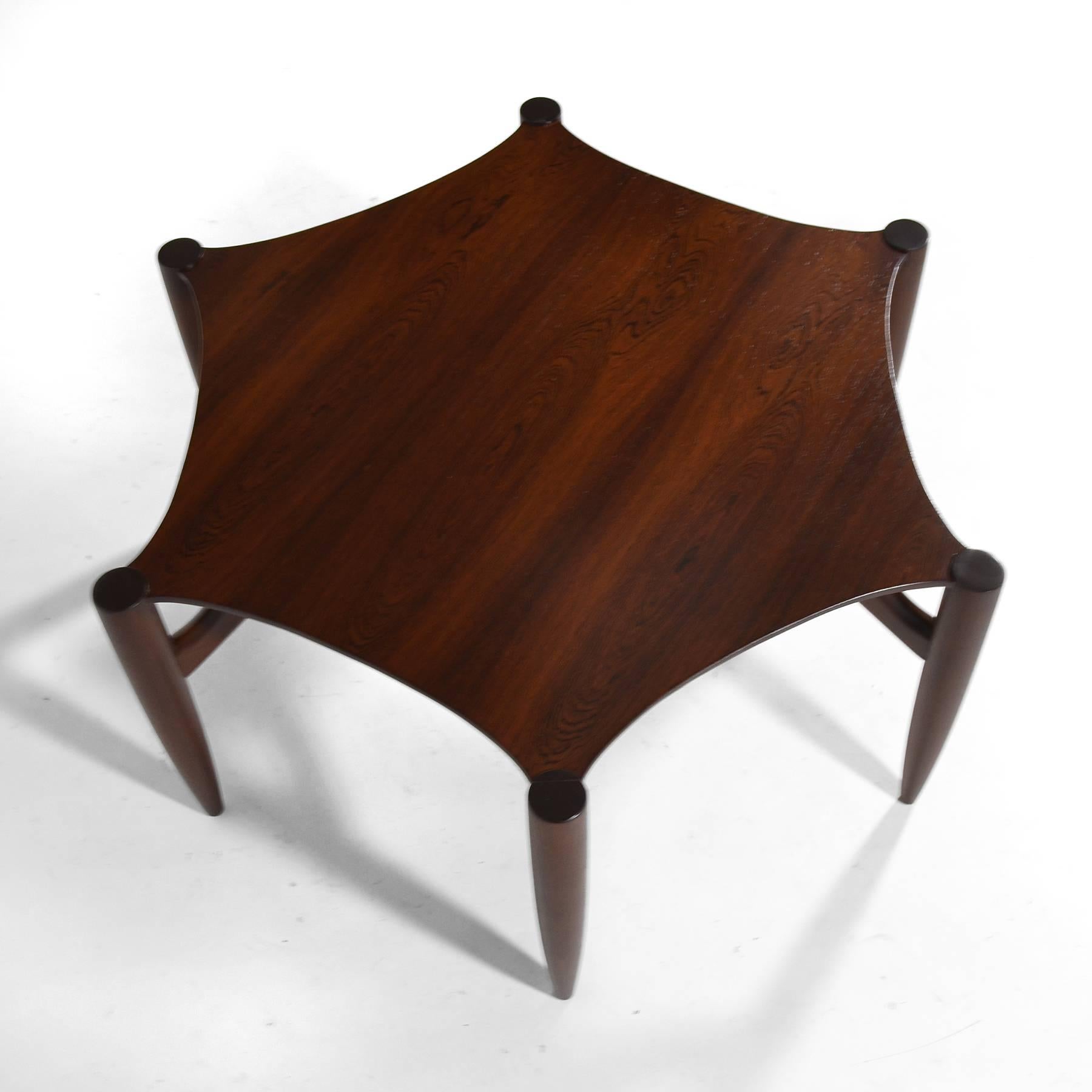 Greta Grossman Rosewood Coffee Table In Excellent Condition For Sale In Highland, IN